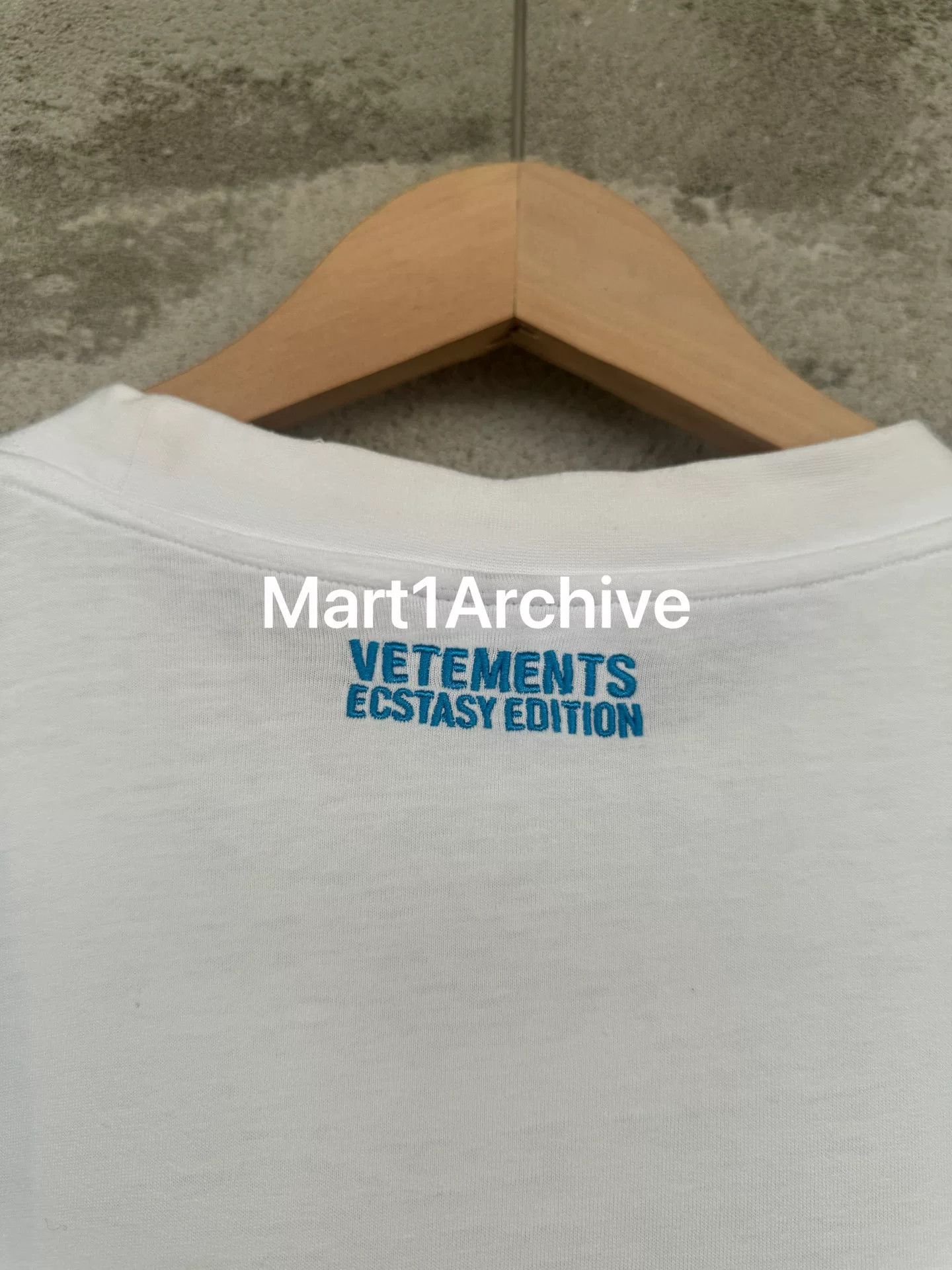 Vetements Vetements Internet Short Sleeve T-Shirt Size US XXS / EU 40 - 4 Thumbnail