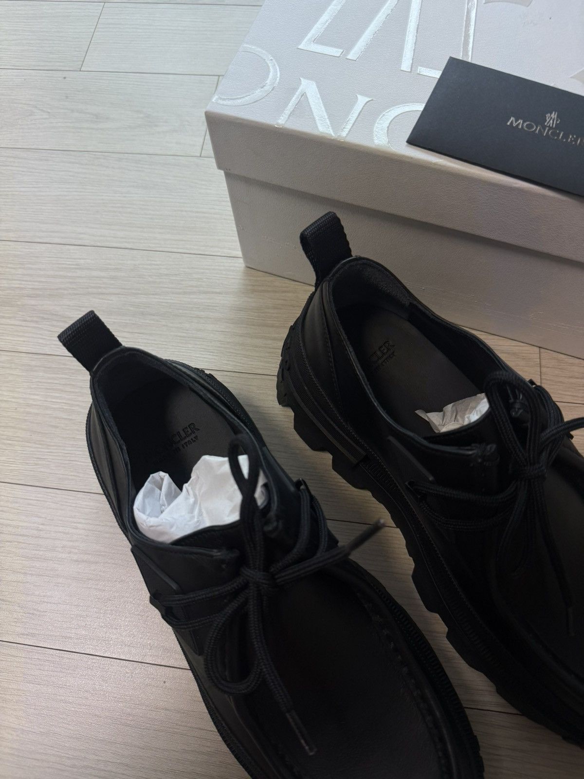 Moncler [New] Moncler leather Loafers 41-42size Size US 8.5 / EU 41-42 - 4 Thumbnail