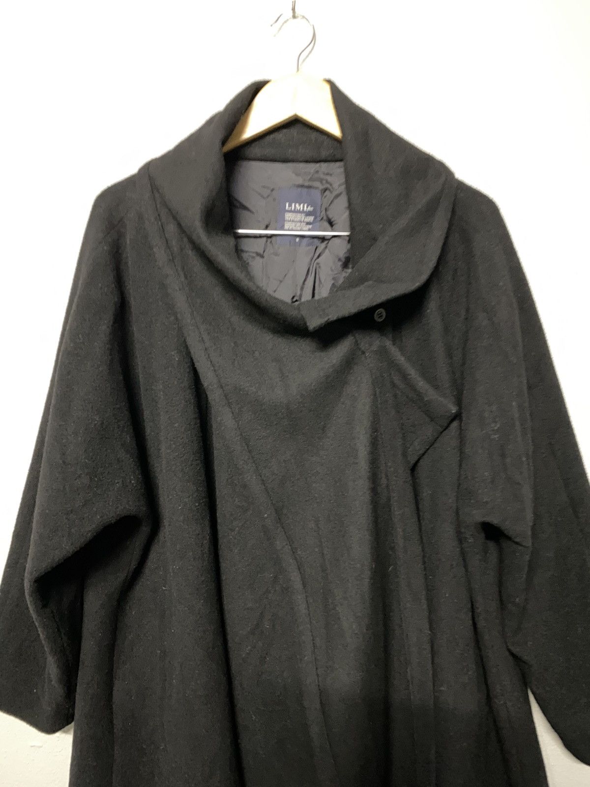 Yohji Yamamoto Limi-Feu by Yohjiyamamoyo asyhmetrical design wool jacket Size US S / EU 44-46 / 1 - 11 Thumbnail