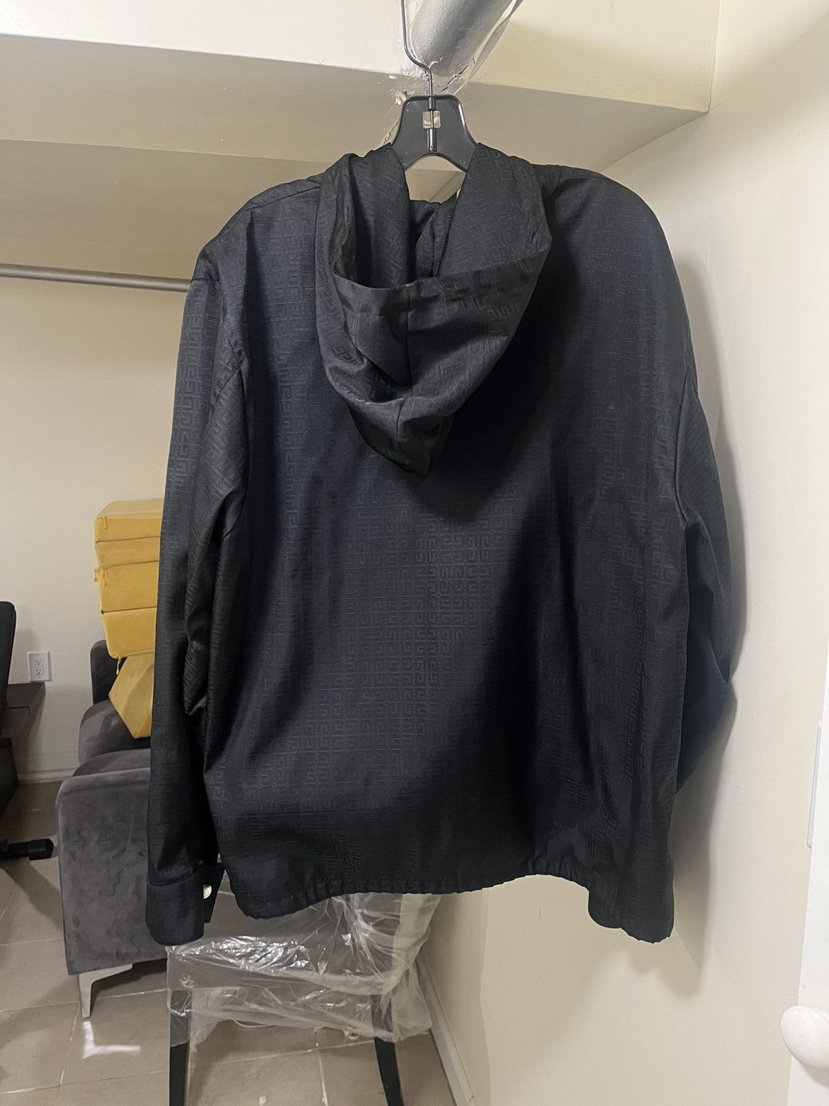 Givenchy Givenchy 4G Nylon Jacquard Windbreaker Track Jacket Sz 50 Size US M / EU 48-50 / 2 - 9 Thumbnail