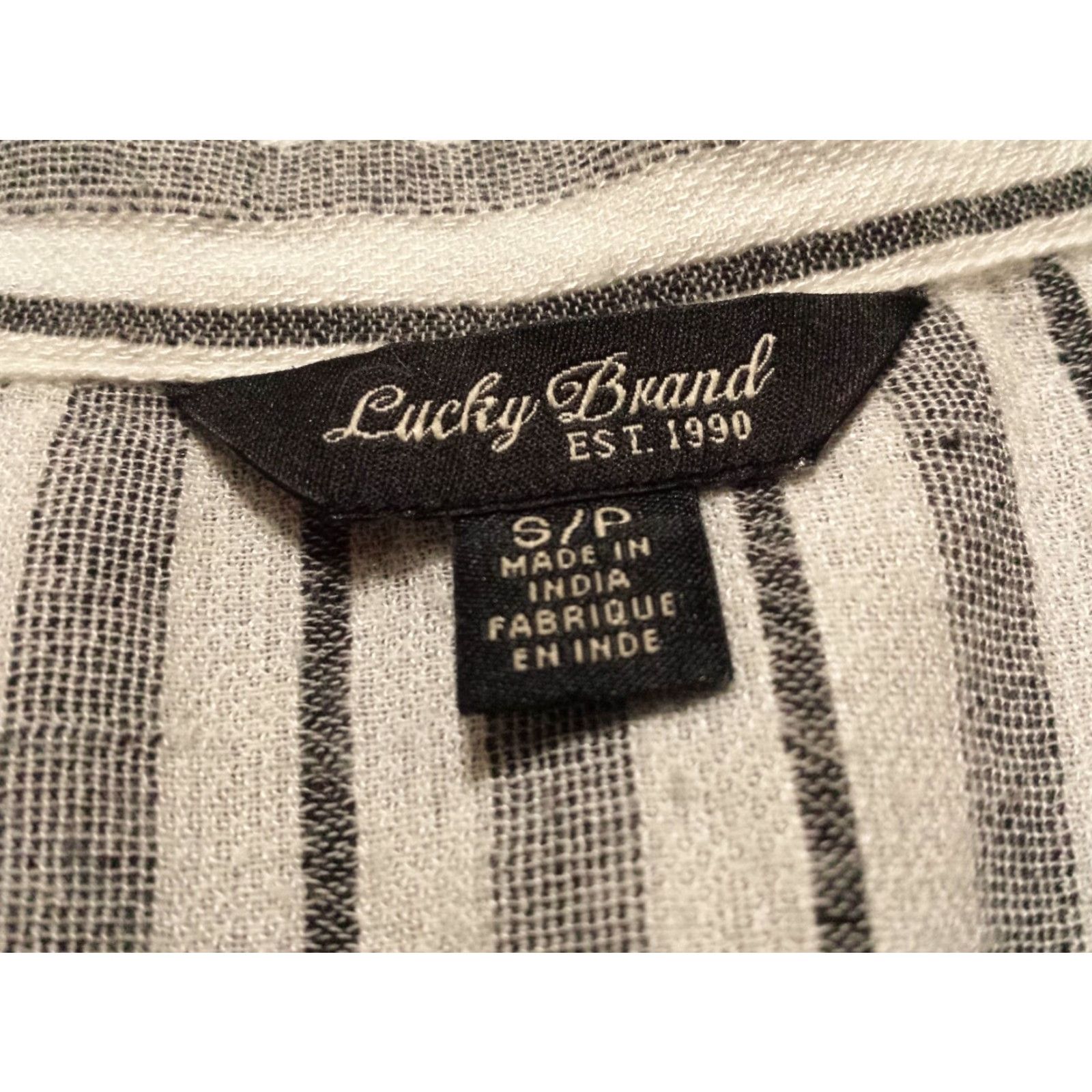 Lucky Brand Lucky Brand Shirt Womens Small Gray Striped Long Sleeve Button-Front Collared Cotton Viscose 44% Cotton 56% Viscose Casual Size S / US 4 / IT 40 - 5 Thumbnail