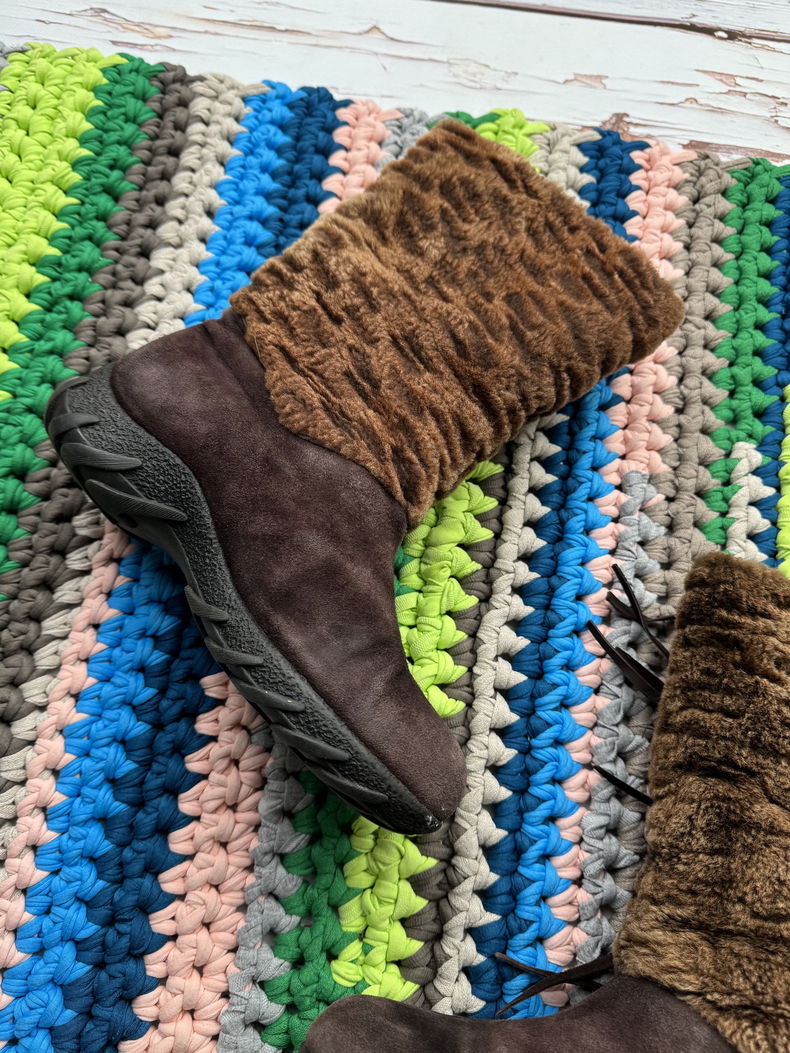 Japanese Brand Y2K Suede Leather Boots With Sheepskin Details (ET1)(D15) Size US 7 / IT 37 - 5 Thumbnail