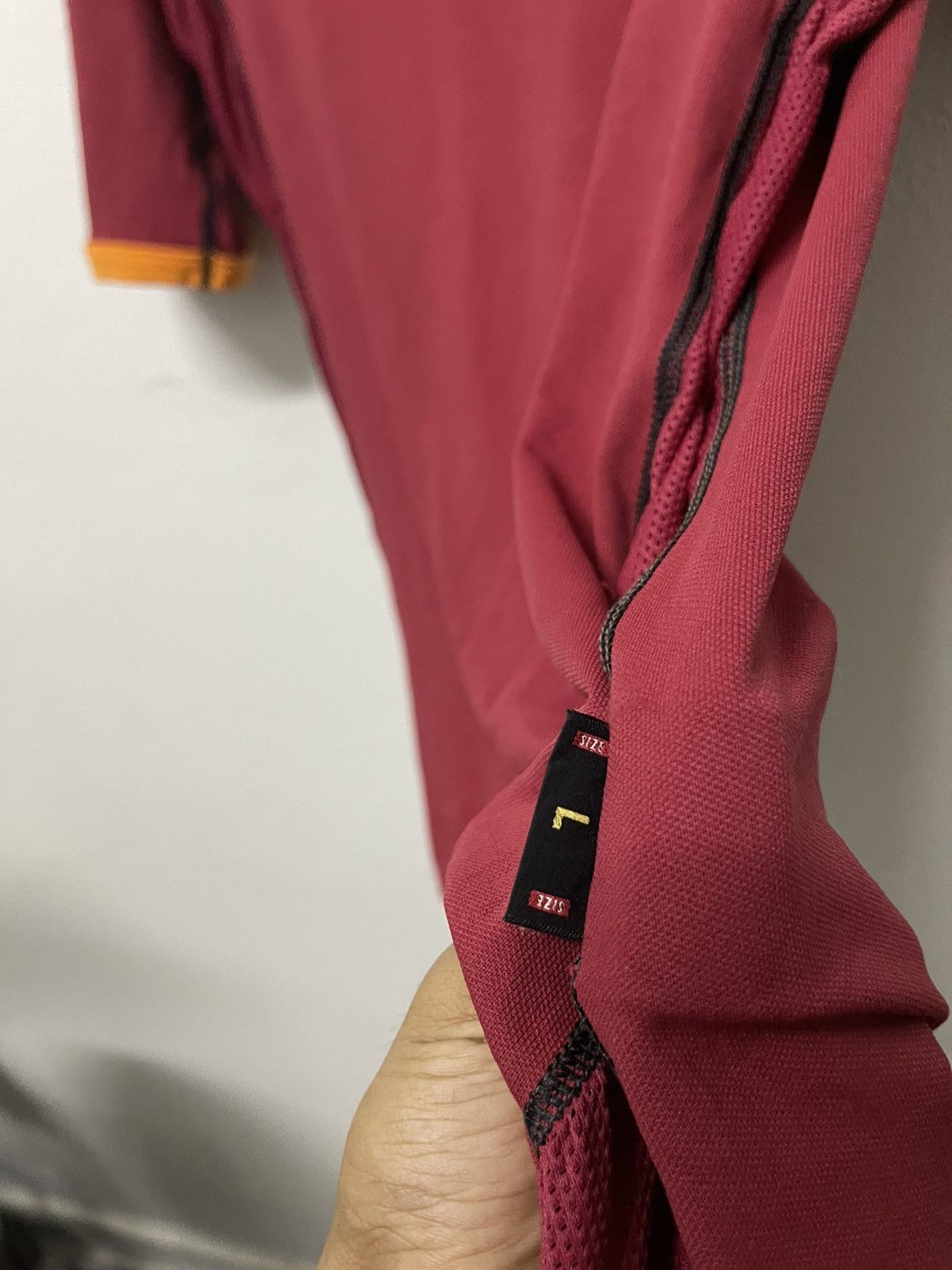 Other VINTAGE 02-03 AS ROMA HOME JERSEY SLIMFIT STYLE Size US L / EU 52-54 / 3 - 11 Thumbnail