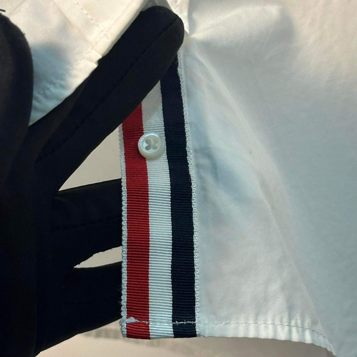 THOM BROWNE STRIPED POPLIN SHIRT