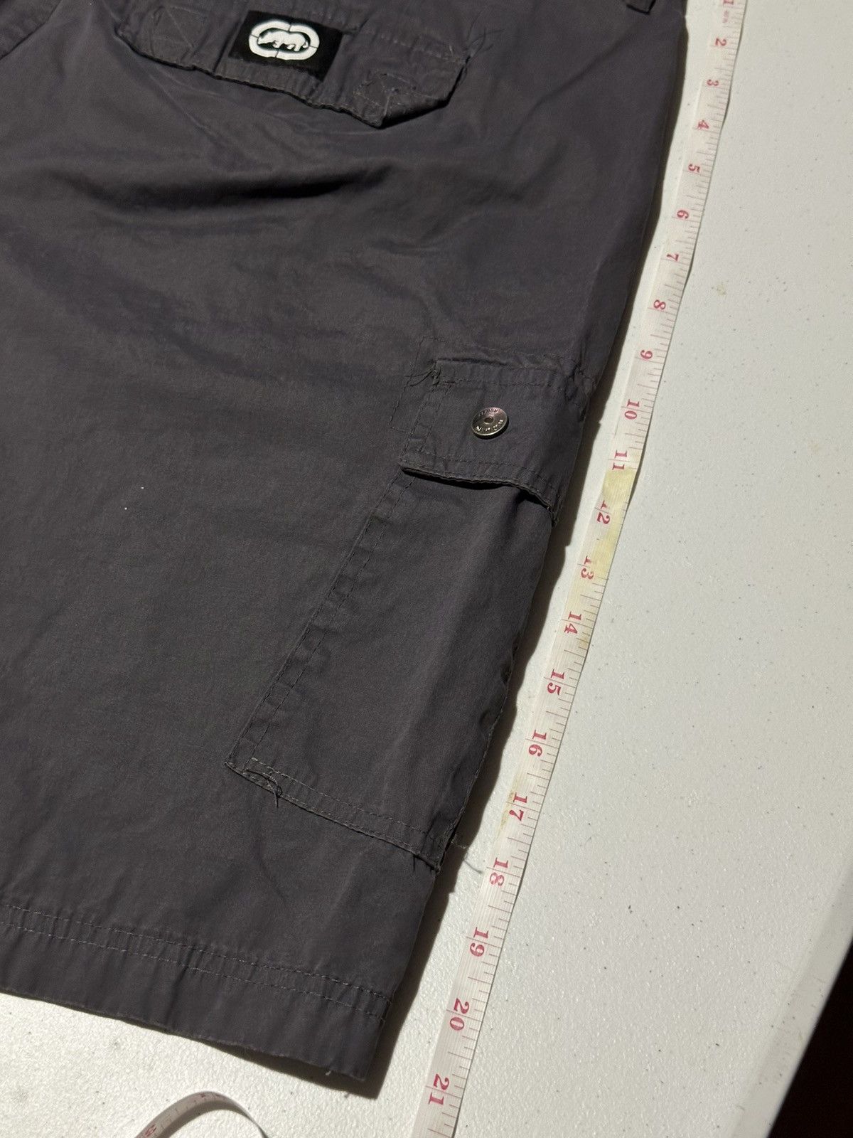 Ecko Unltd. Vintage Y2K Ecxo unltd grey cargo Mens Skate Shorts Size US 38 / EU 54 - 12 Thumbnail