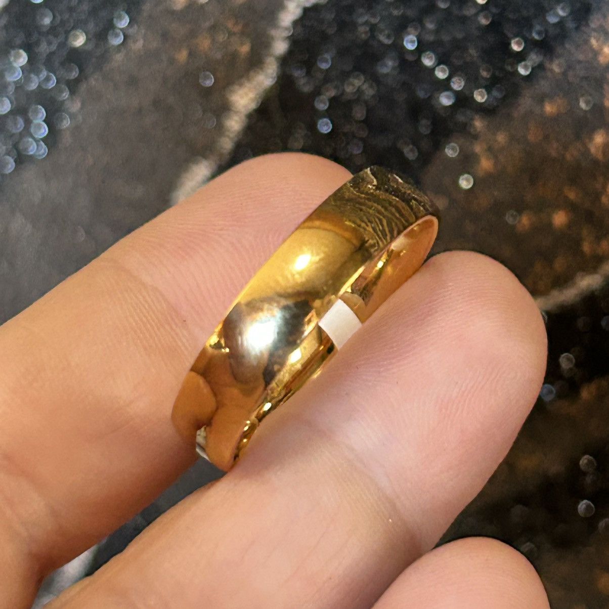 Men’s 6mm 18kt gold plated stainless steel band ring NIB 14