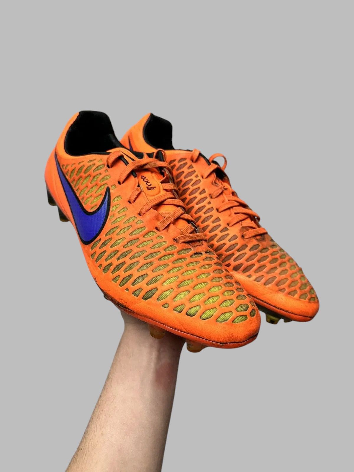Nike ACG Boots Nike Orange Low Top Sneakers Streetwear Runner Size US 12.5 / EU 45-46 - 9 Thumbnail