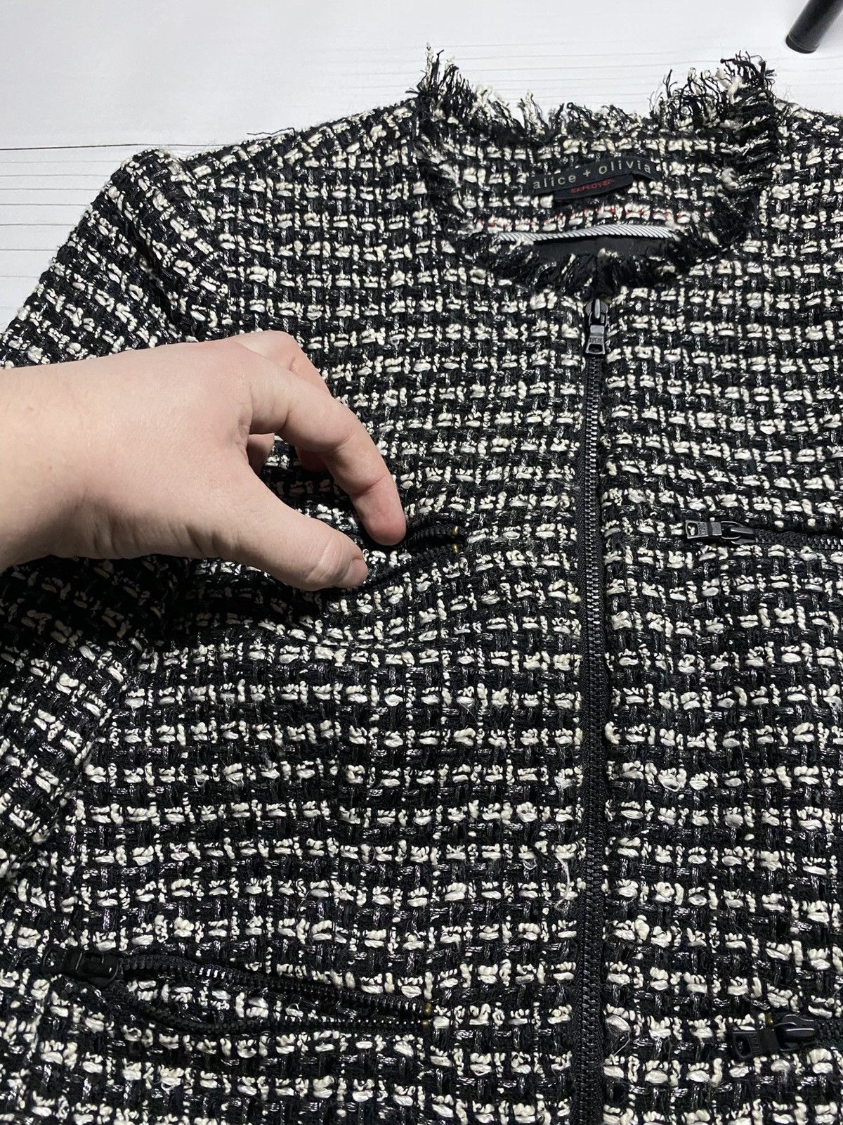 Alice + Olivia × Designer Alice + Olivia Employed tweed crop jacket Size S / US 4 / IT 40 - 9 Thumbnail