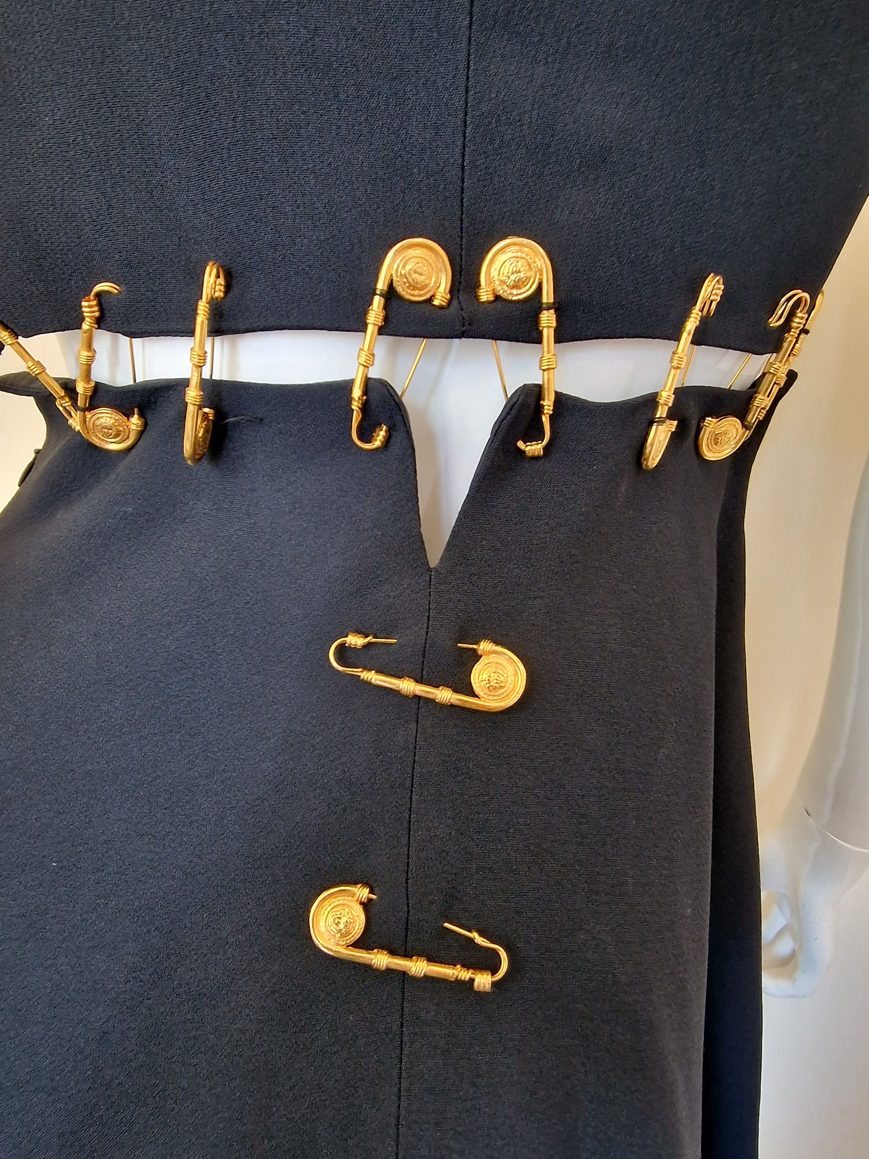 Versace Gianni Versace Safety Pin S/S 1994 Couture Runway XS Dress Size XS / US 0-2 / IT 36-38 - 7 Thumbnail