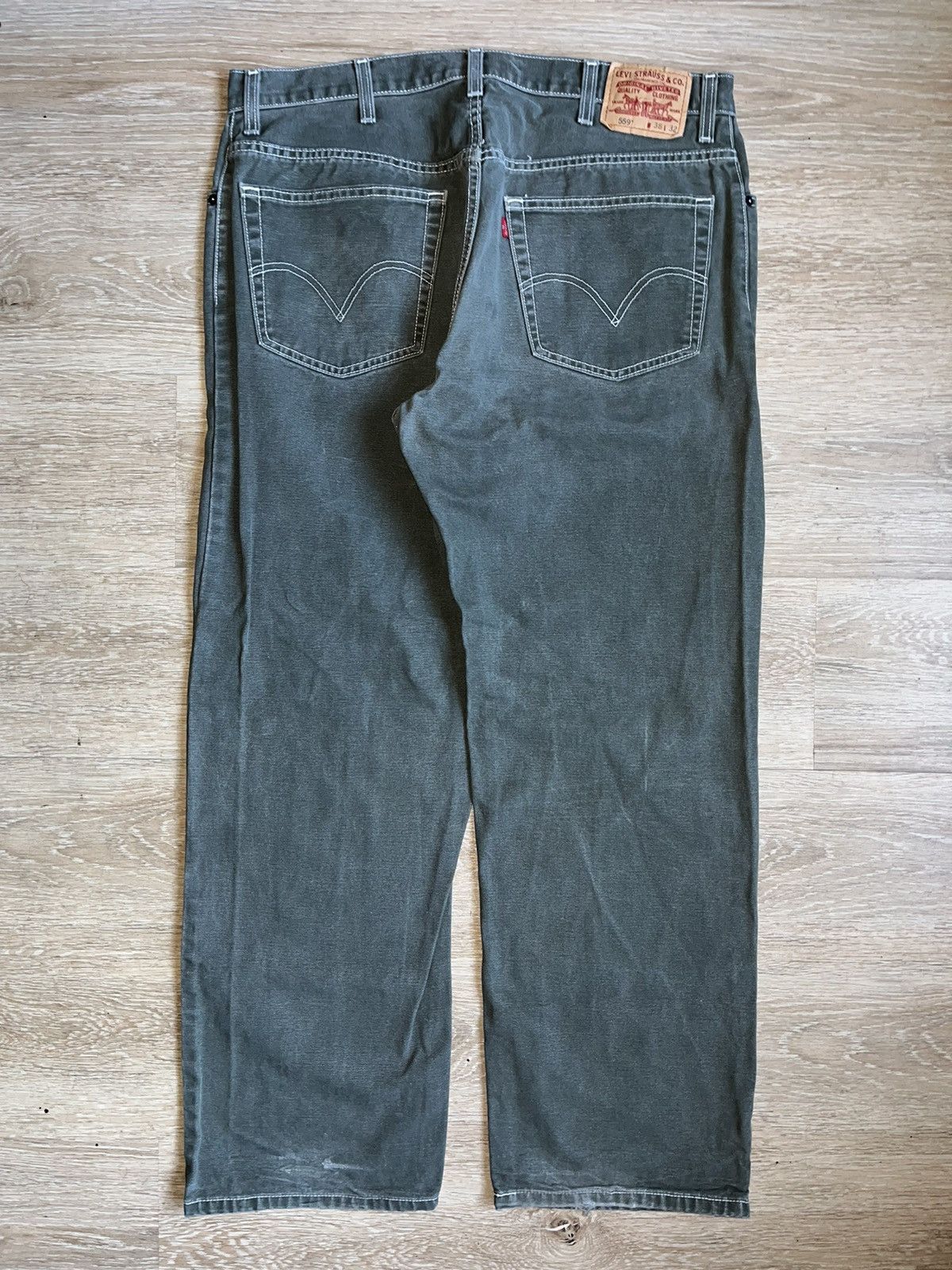 Levi's × Vintage Crazy Vintage 90’s Baggy Skater Wide Leg Green Levi’s Jeans Size US 38 / EU 54 - 1 Thumbnail