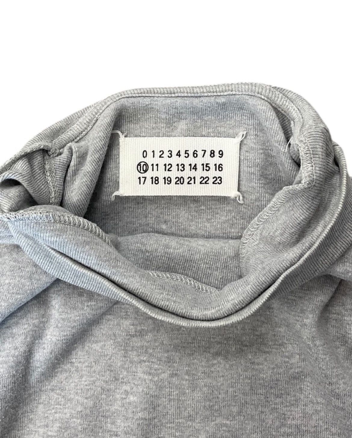 Maison Margiela masin margiela 01aw turtle neck Size US S / EU 44-46 / 1 - 3 Thumbnail