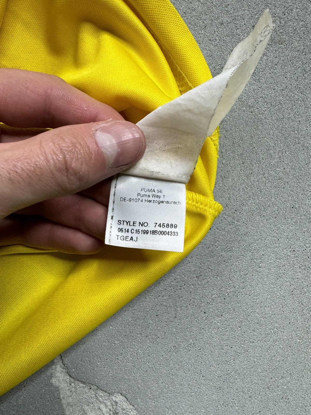 Puma × Vintage Borussia Dortmund Home Football Jersey Puma Size US M / EU 48-50 / 2 - 6 Thumbnail