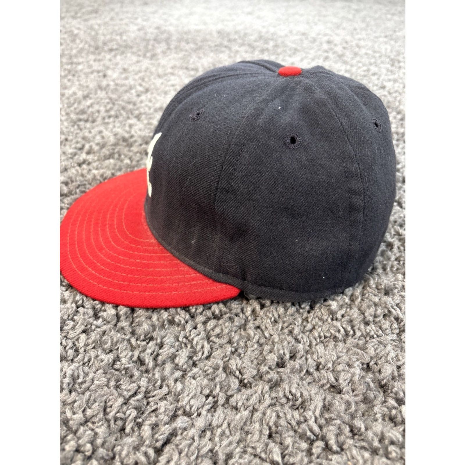 New Era VINTAGE New Era Atlanta Braves Hat 5950 Wool MLB Diamond Collection Cap 7 1/8 Blue Baseball Cap Mens 90s Sports MLB Baseball Size ONE SIZE - 2 Thumbnail