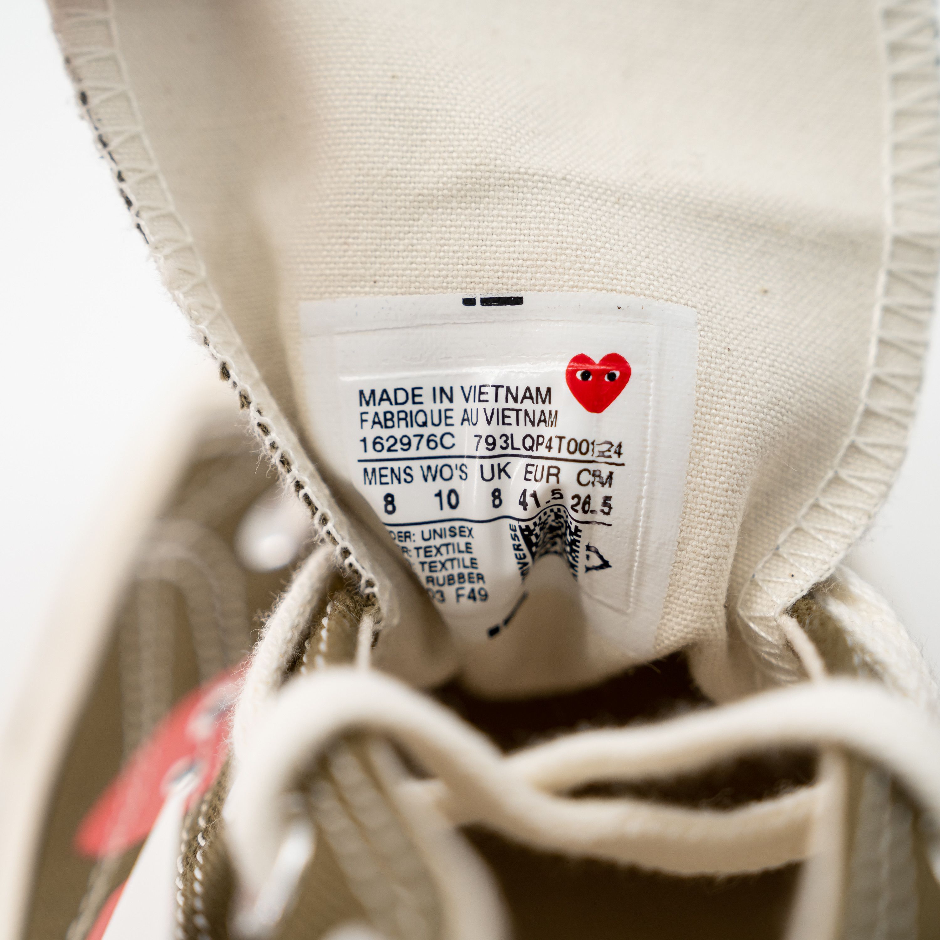 Converse 8 Converse Comme des Garçons Play Chuck 70 Low Multi Heart Size US 8 / EU 41 - 9 Thumbnail