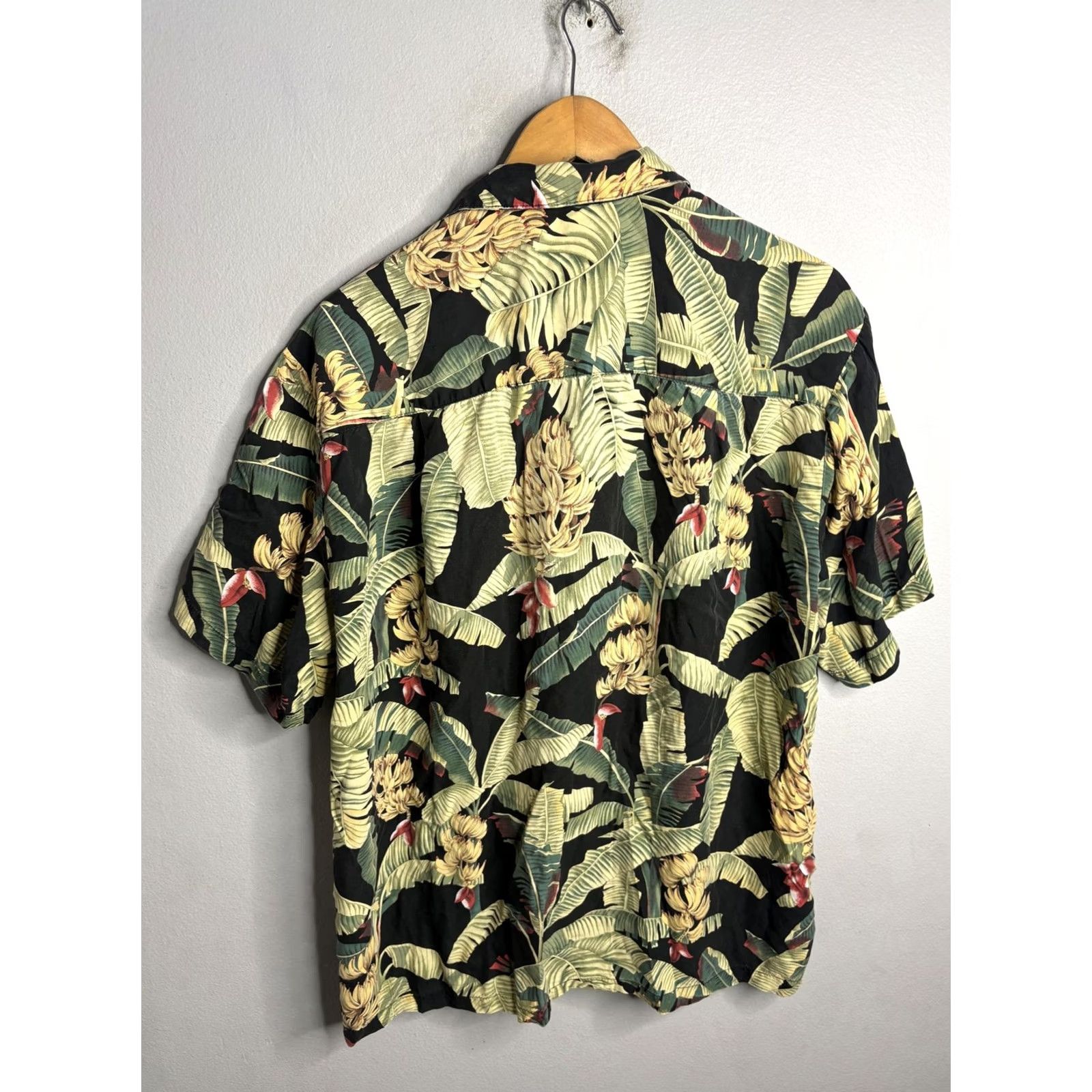 Paradise Found Paradise Found Shirt Mens Large Black Banana Leaf Hawaiian Camp Button Front Size US L / EU 52-54 / 3 - 5 Thumbnail