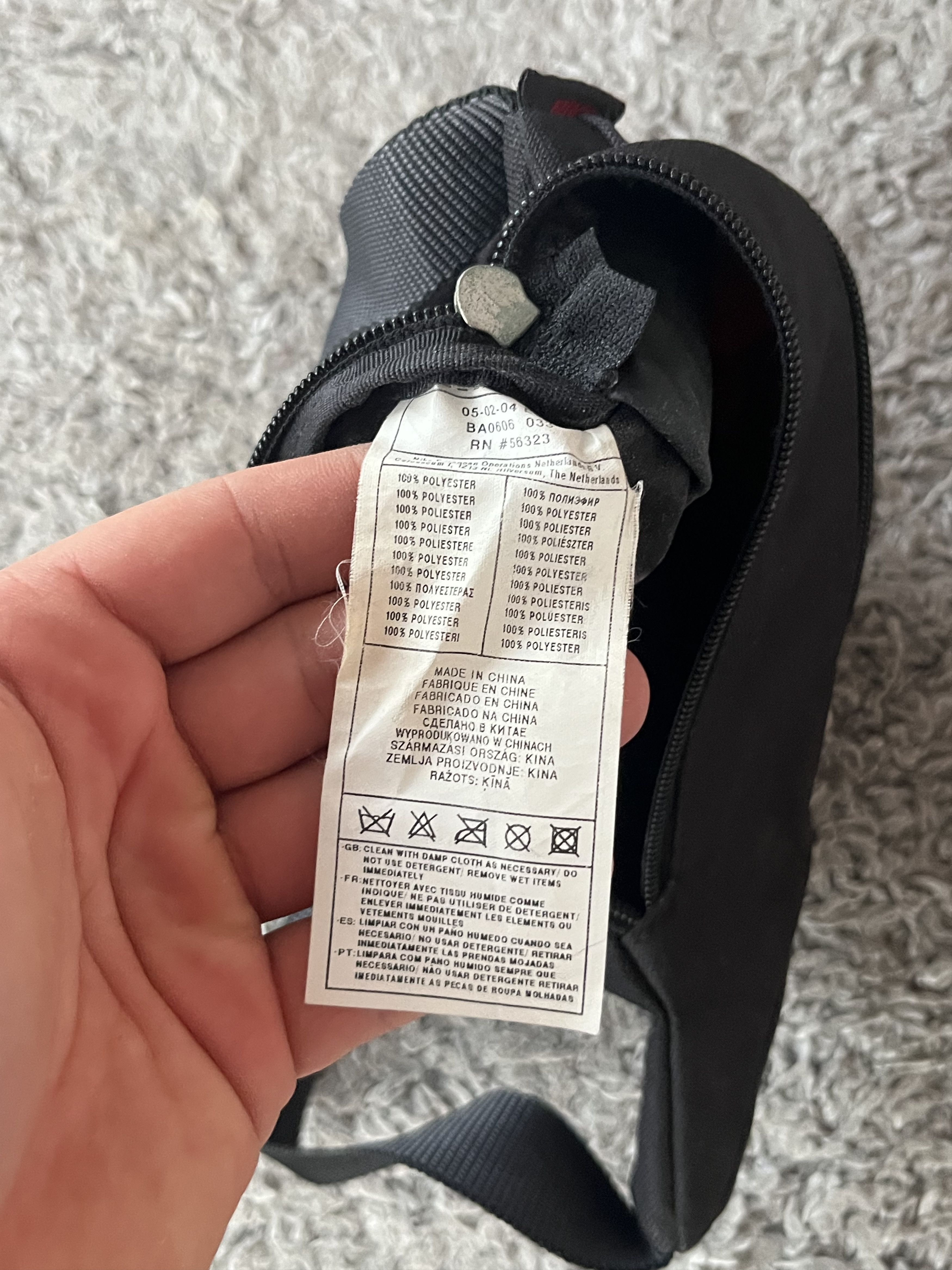 Nike Vintage Bags Nike Y2K Style Streetwear Size ONE SIZE - 3 Thumbnail