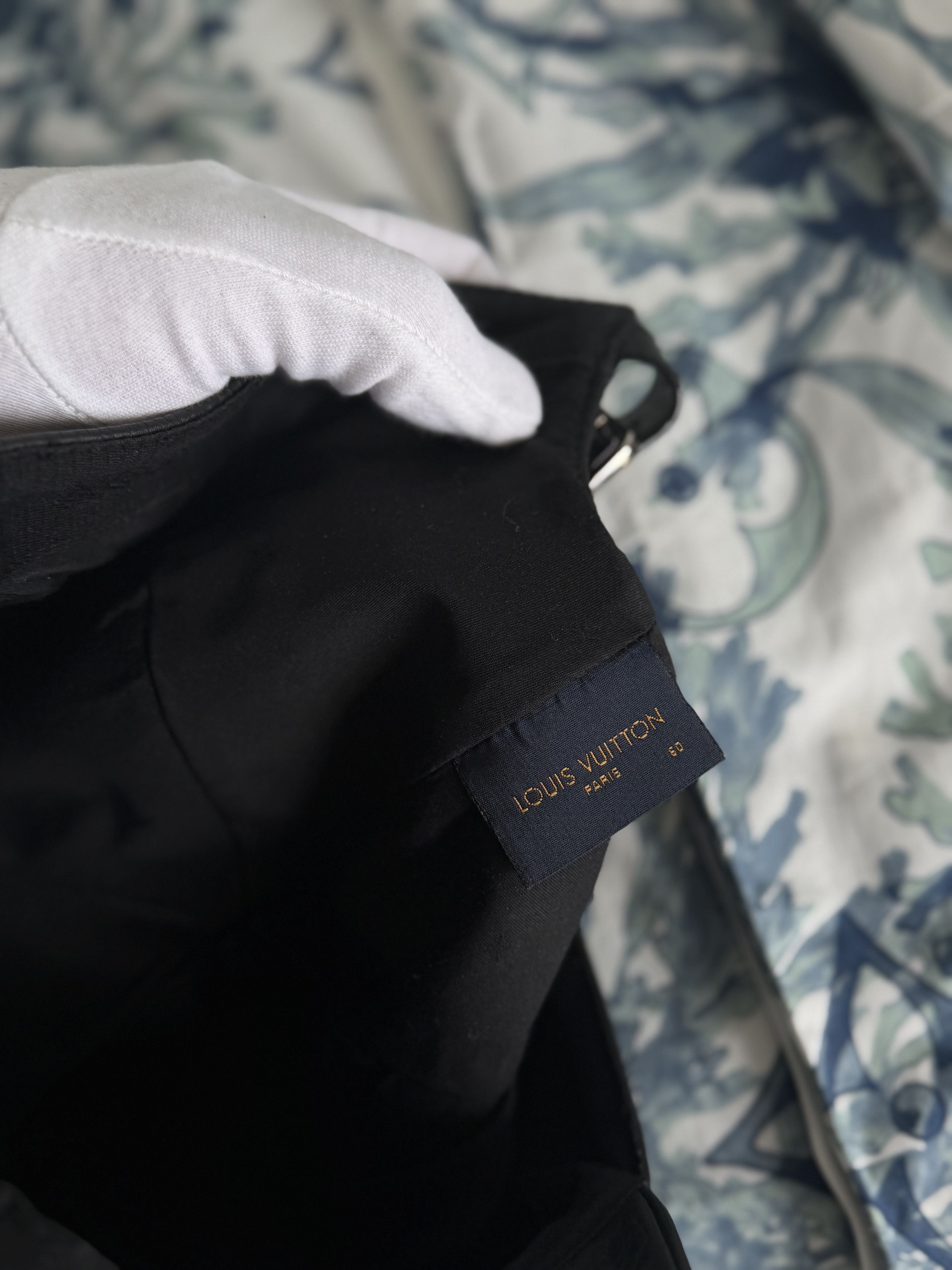 Louis Vuitton Louis Vuitton leather hat Size ONE SIZE - 8 Thumbnail