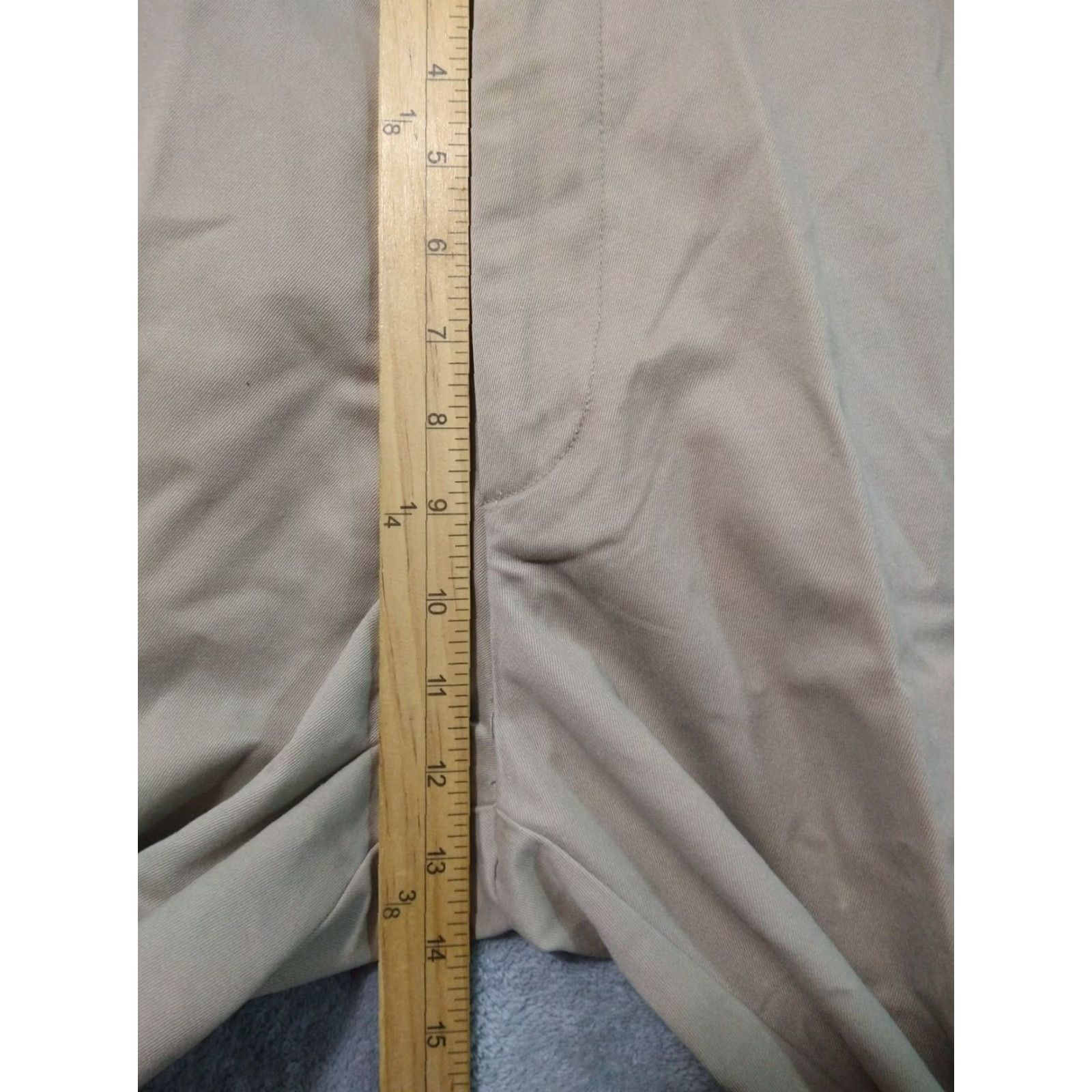 Izod IZOD Pants Mens 34x32 Beige Chino Flat Front Metrix Fit Easy Care Cotton Regular 34 Beige Men Pants Mens Chino 90s? (no, avoid inaccuracies) Size US 34 / EU 50 - 4 Thumbnail