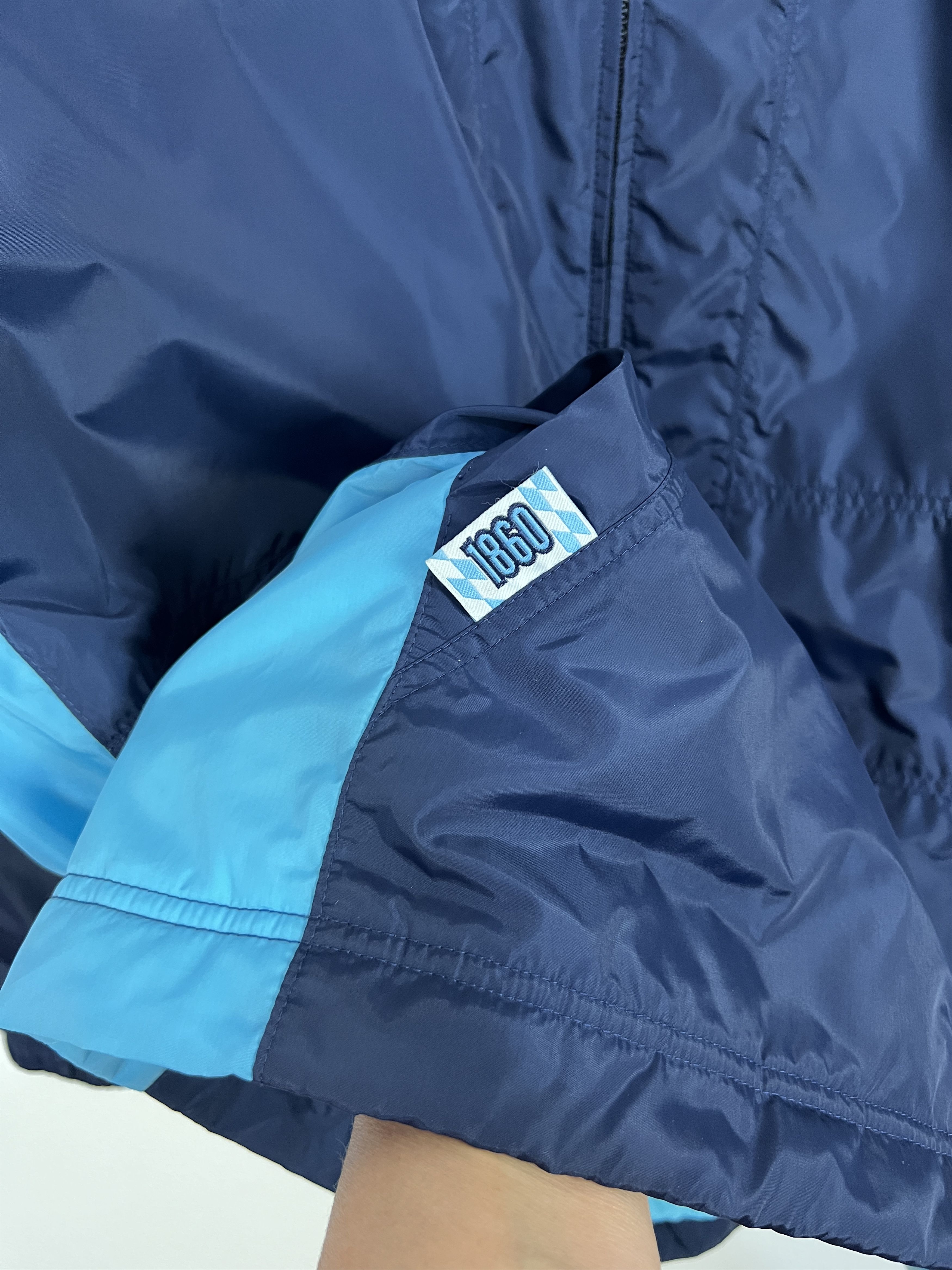 Nike Vintage 90's Nike 1860 Munich Munchen Football Jacket Soccer Size US XXL / EU 58 / 5 - 8 Thumbnail