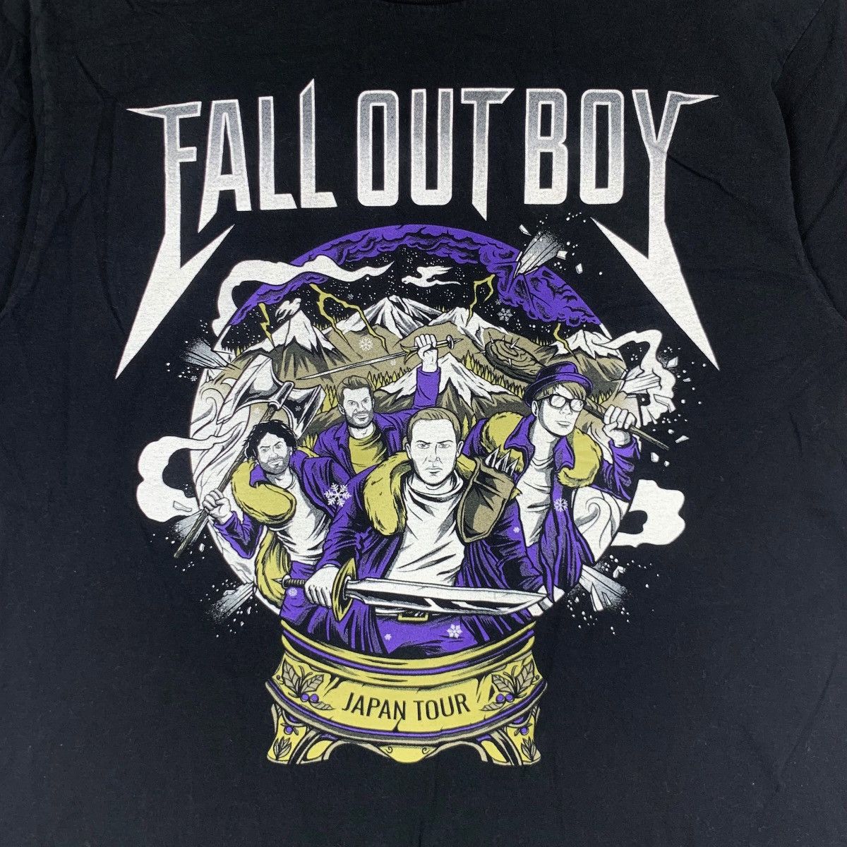 Gildan FALL OUT BOY Mania Japan Tour Punk Rock Band Tee Shirt Size M / US 6-8 / IT 42-44 - 3 Thumbnail