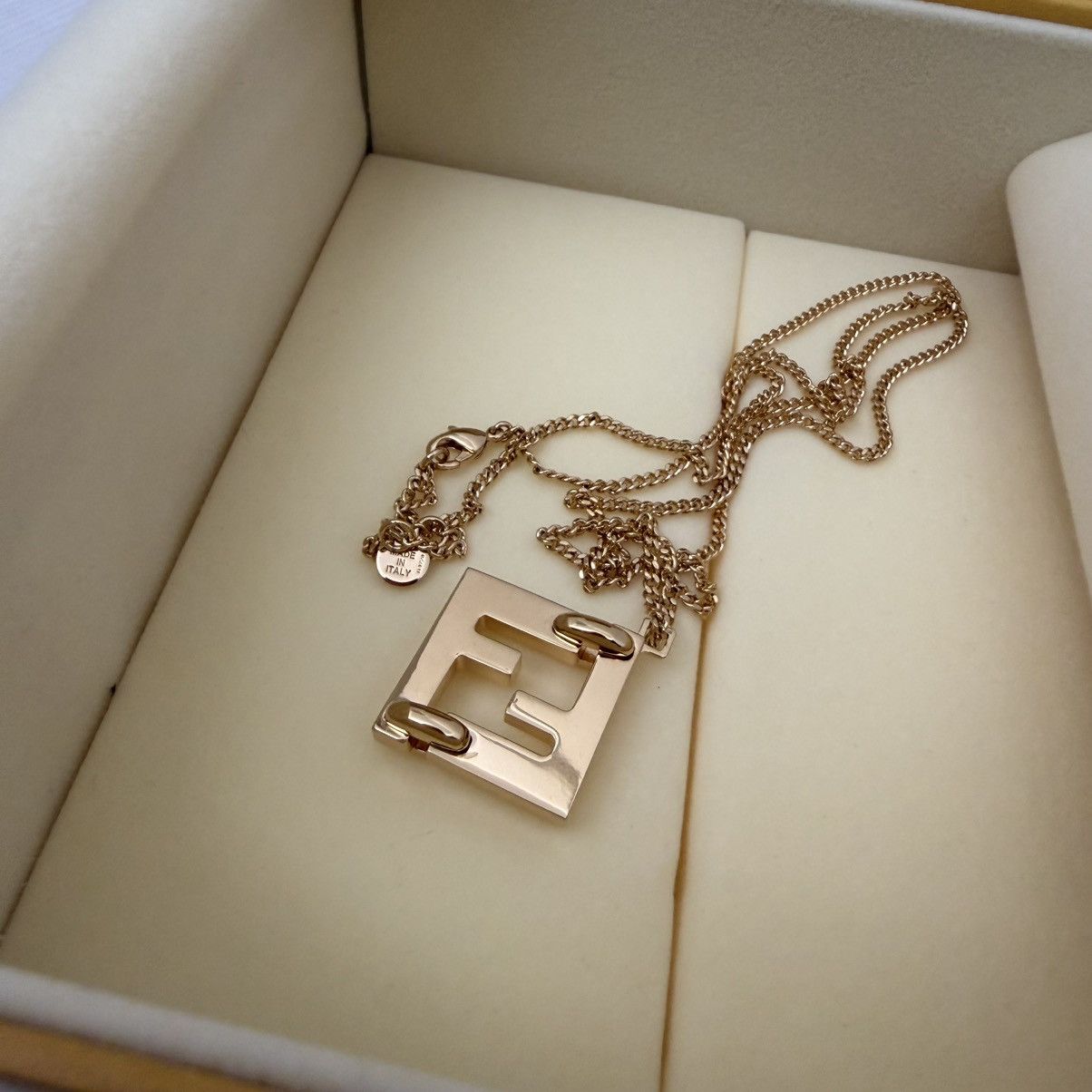 Fendi Fendi FF SELLERIA Necklace Forever Fendi Gold Size ONE SIZE - 5 Thumbnail