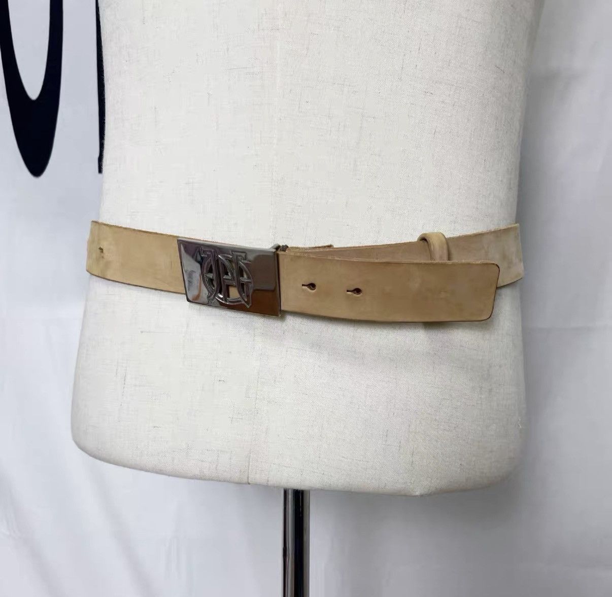 Jean Paul Gaultier Jean Paul Gaultier Box Logo Leather Belt J29 Size ONE SIZE - 1 Thumbnail