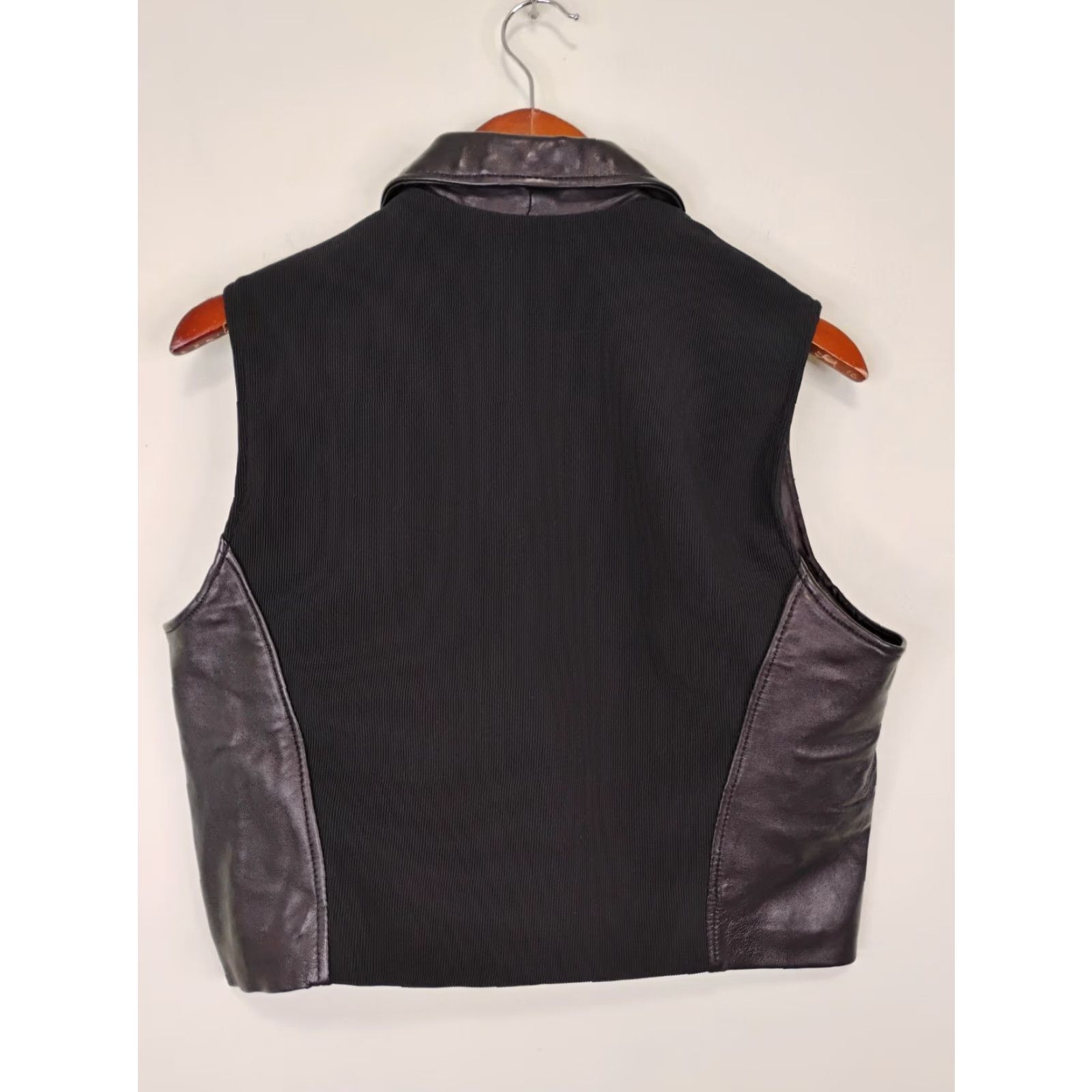 Vintage VINTAGE Sienna Studio Leather Vest Full Zip Lined Stretch Back Womens Regular M Black Biker Vest Ladies Medium Size M / US 6-8 / IT 42-44 - 2 Thumbnail