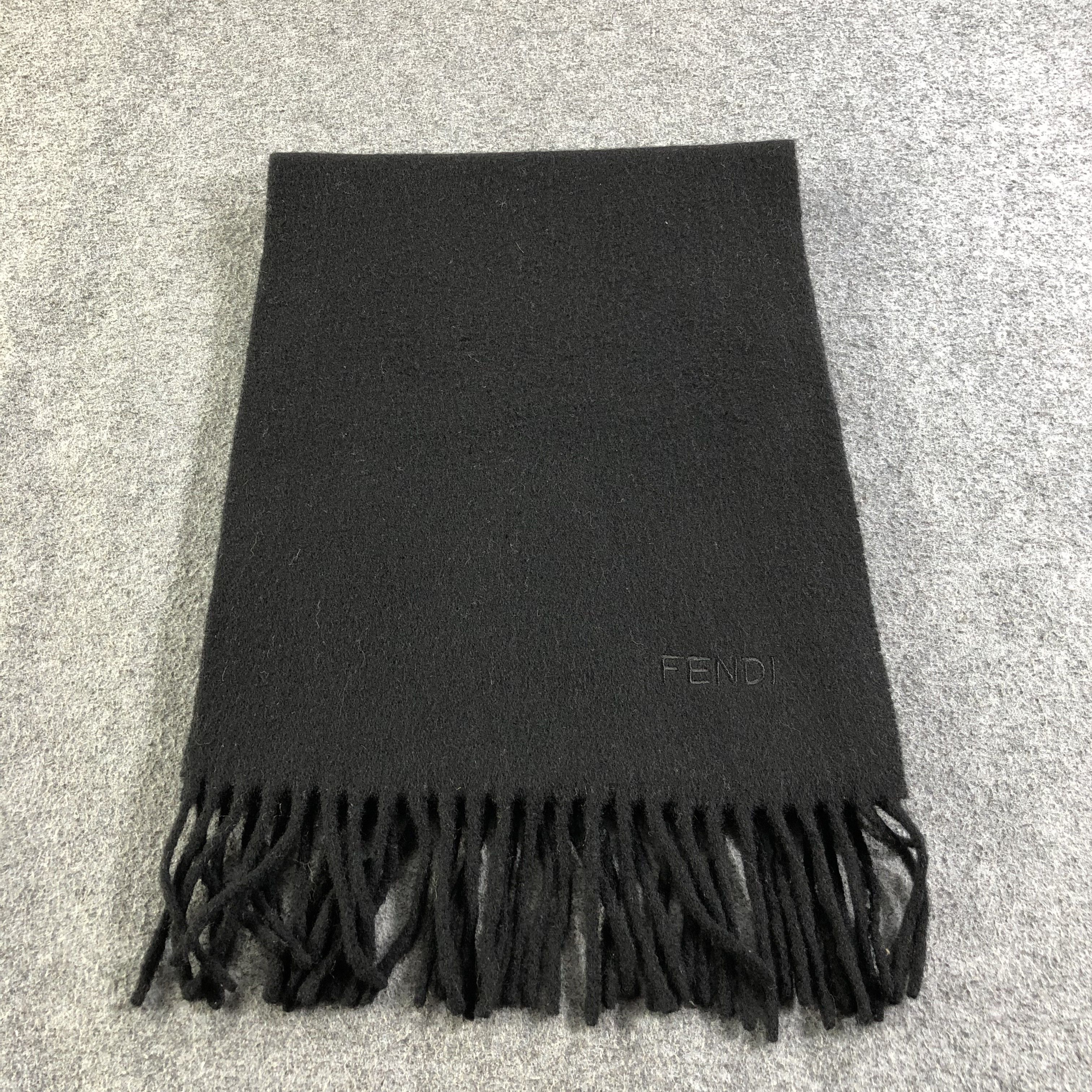 Fendi Fendi Plain Black Wool Scarf Muffler V1196 Size ONE SIZE - 2 Thumbnail