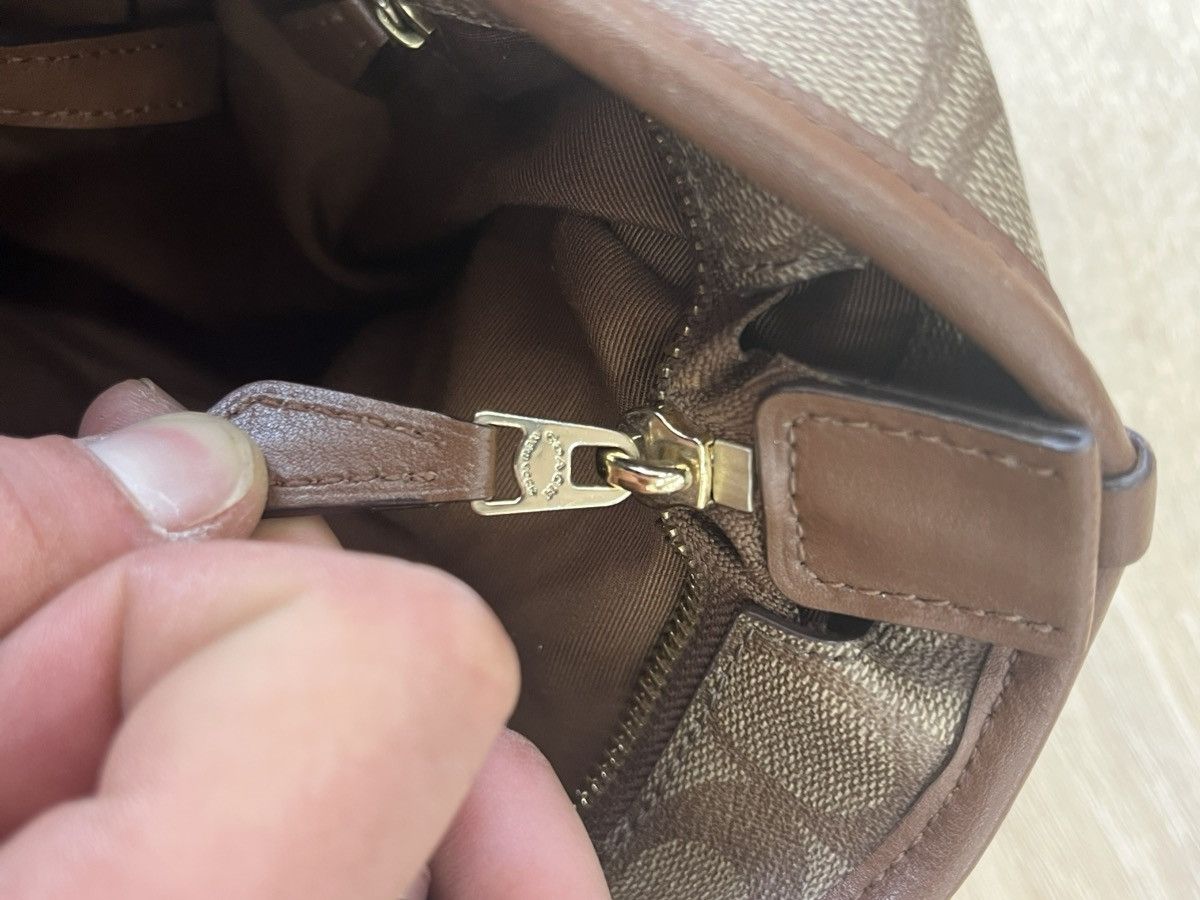 Coach Coach Handbag Authentic Coach City Zip Tote Bag Khaki/Saddle Size ONE SIZE - 5 Thumbnail