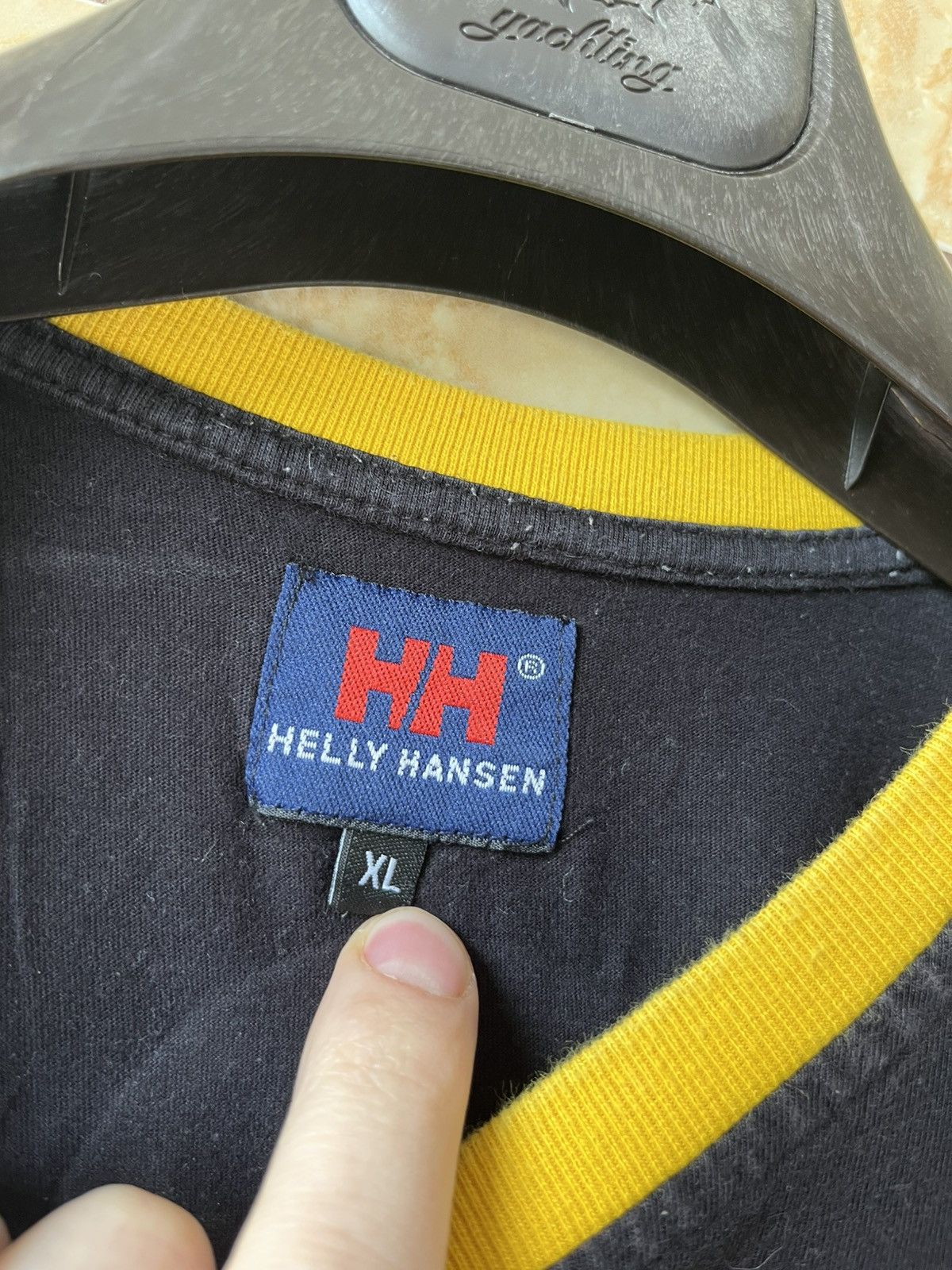 Helly Hansen Helly Hansen Brazil vintage soccer shirt 9 Size US XL / EU 56 / 4 - 5 Thumbnail