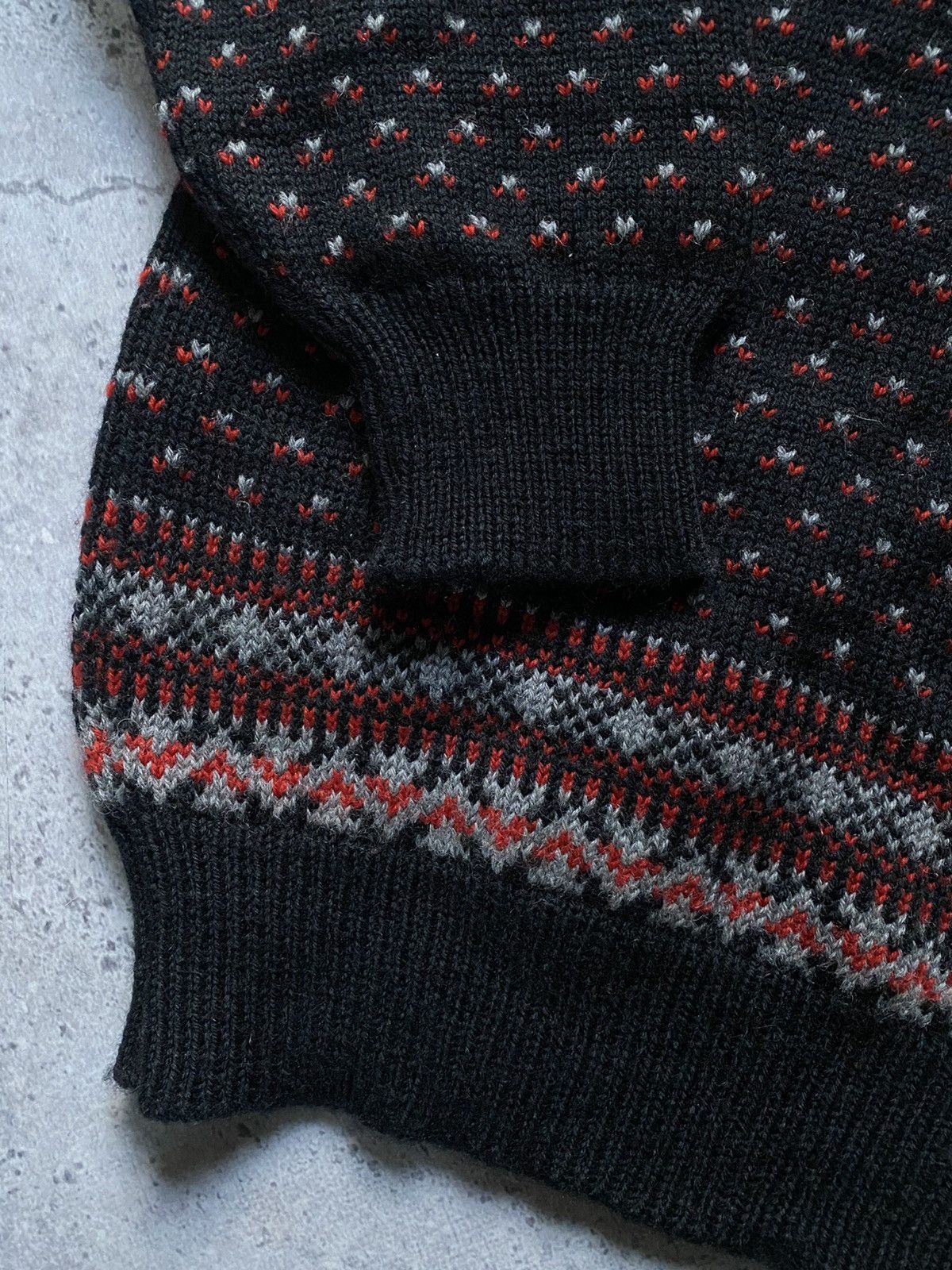 Dale Of Norway Vintage Dale Of Norway Sweater Icelandic Wool Ski Knit Size US L / EU 52-54 / 3 - 5 Thumbnail