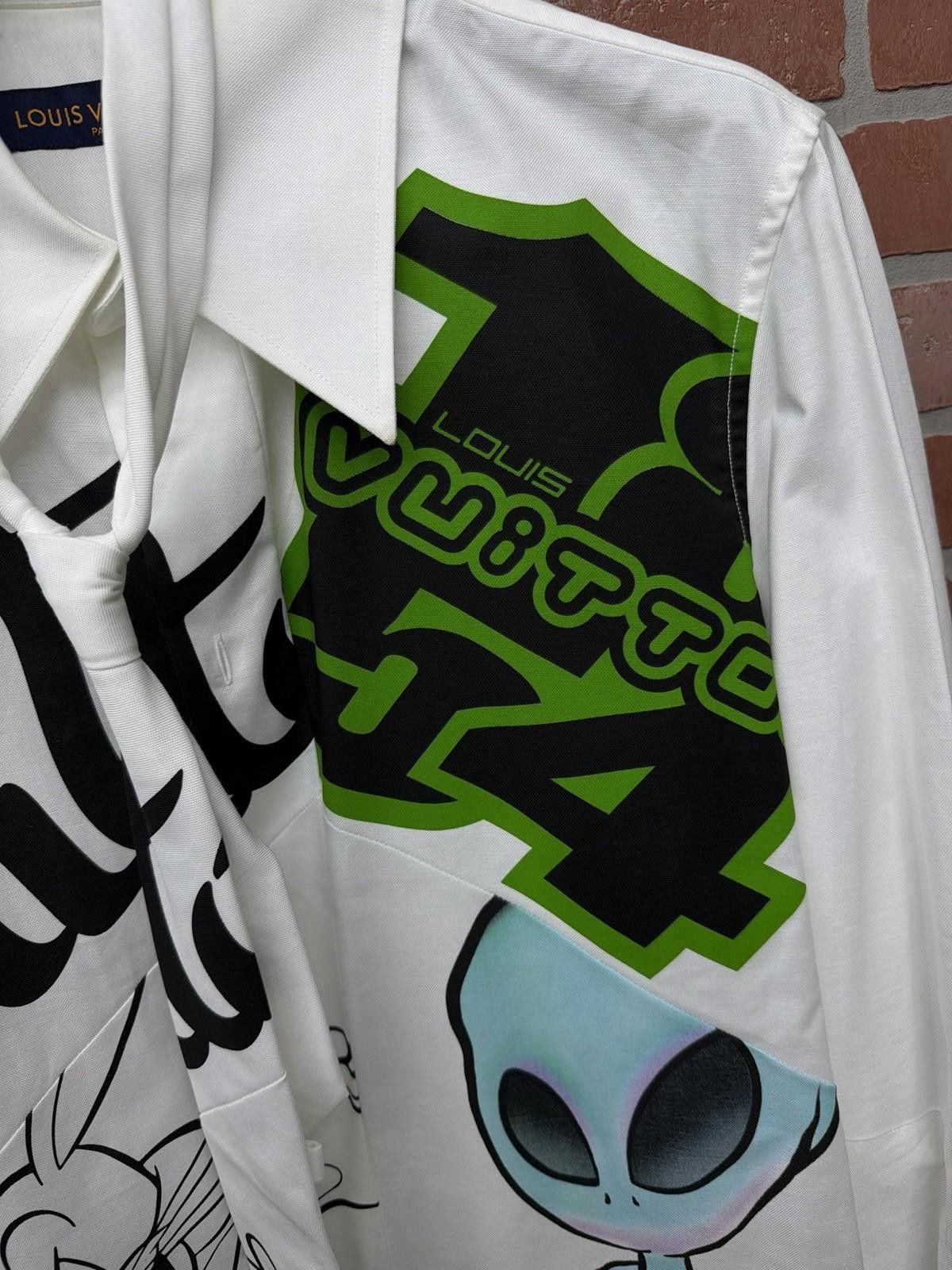 Louis Vuitton LOUIS VUITTON Button Up Dress Shirt Alien Logo $1450 XXL Size 48R - 5 Thumbnail