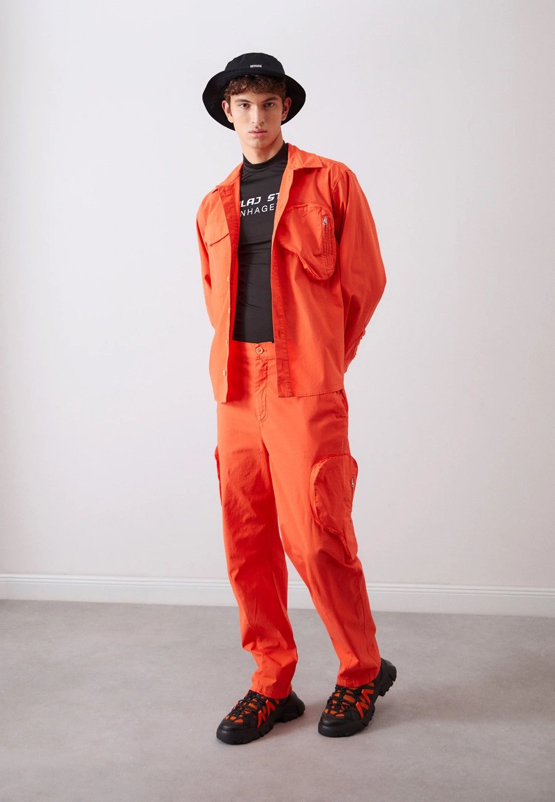 Henrik Vibskov !DS! SS23 Henrik Vibskov Flame Orange Cargo Shirt Size US XL / EU 56 / 4 - 1 Thumbnail