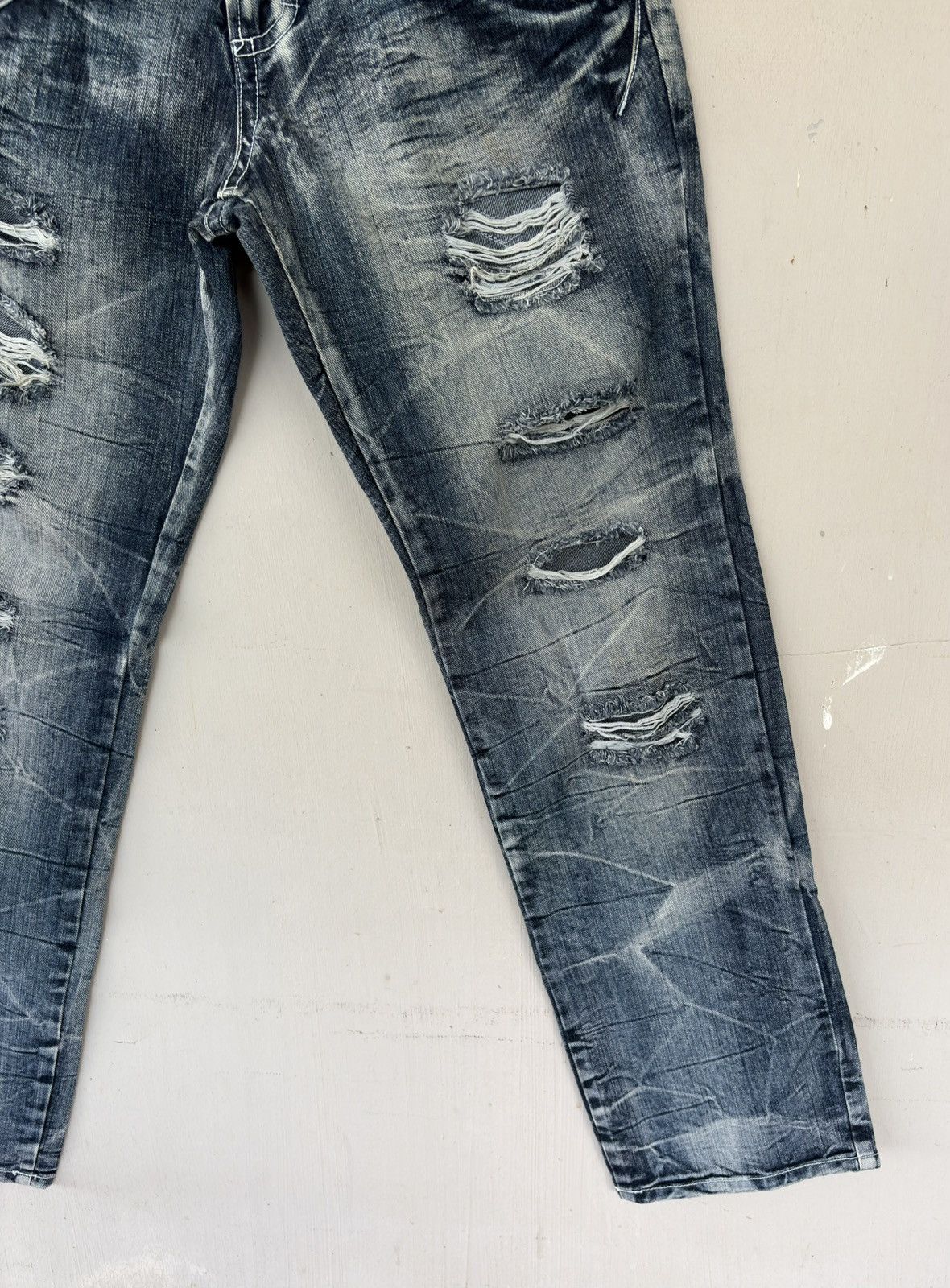 Japanese Brand Floral Cross Streetwear Double Waist Distressed Denim Size US 34 / EU 50 - 6 Thumbnail