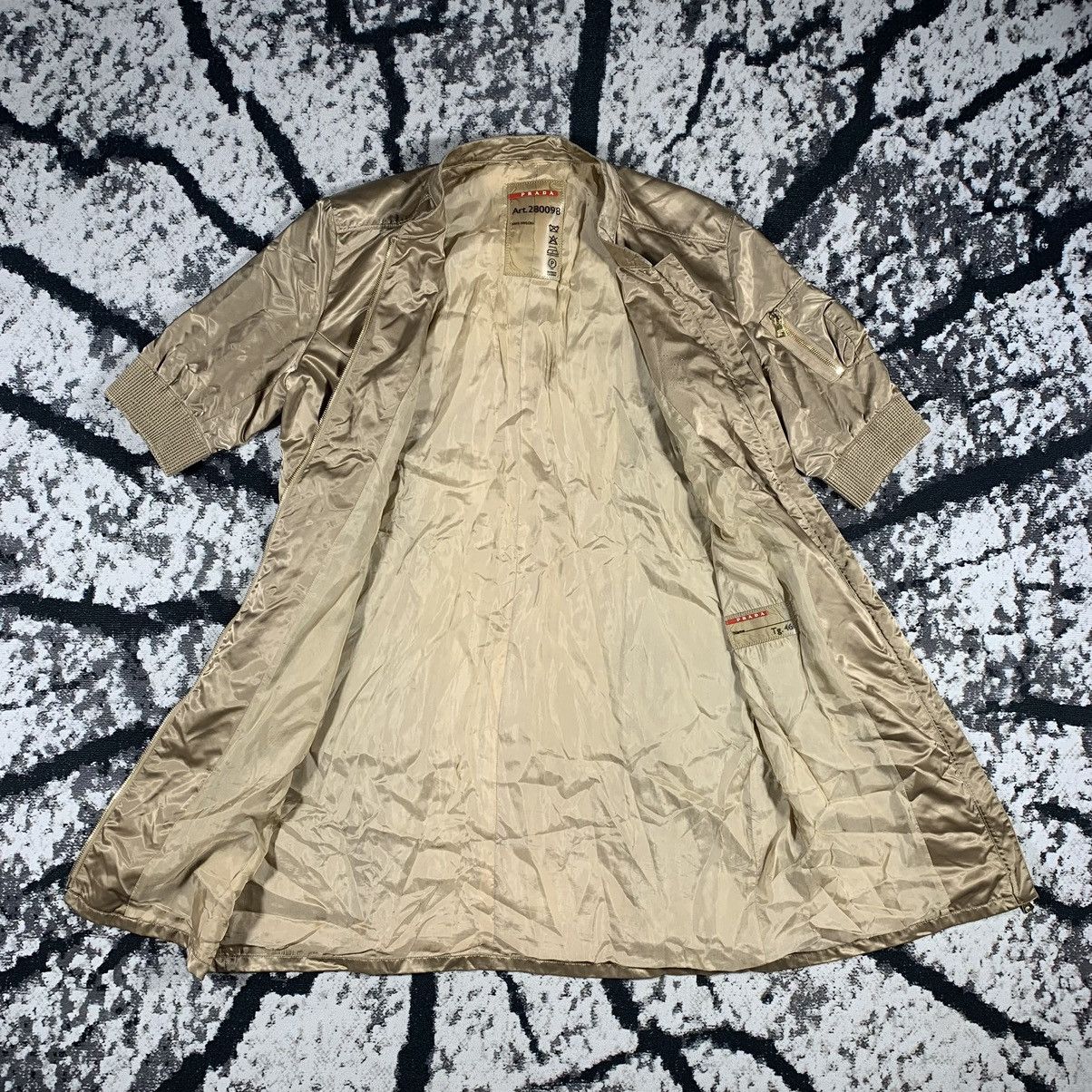 Prada 🔥RARE🔥Prada Gold Nylon Zip Jacket Coat Womens Vintage Size M / US 6-8 / IT 42-44 - 4 Thumbnail