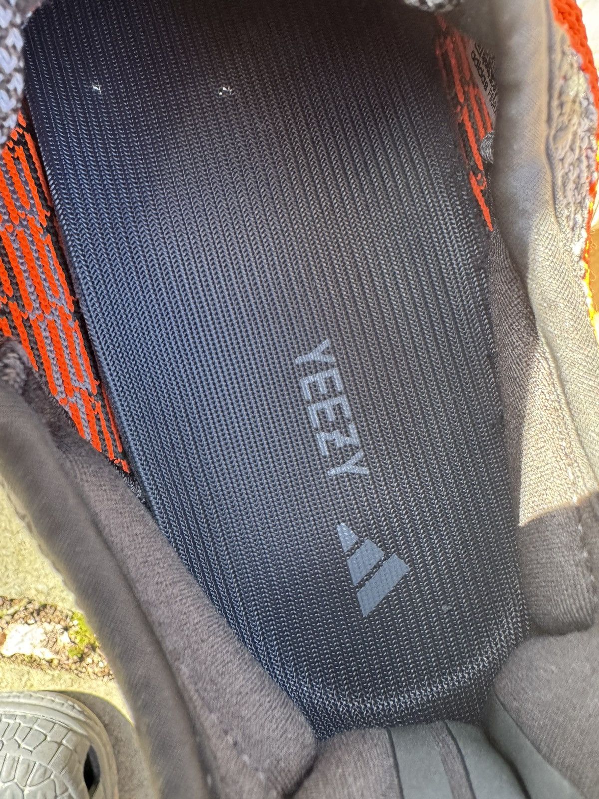 Adidas × Yeezy Carbon Beluga 350 V2 Size US 11 / EU 44 - 10 Thumbnail