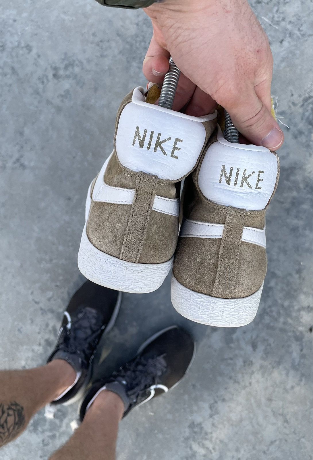Japanese Brand VINTAGE NIKE BLAZER Y2k KHAKI MILLITARY SK8 HYPE SNEAKERS Size US 8 / EU 41 - 6 Thumbnail