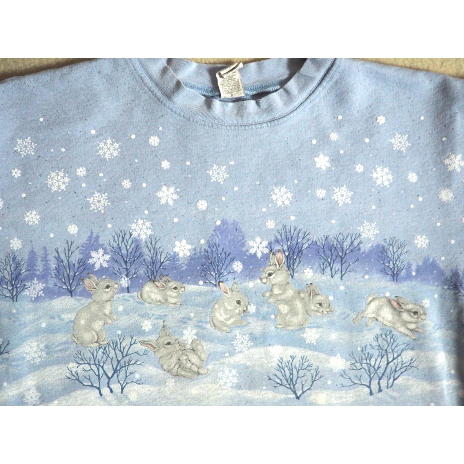 Vintage VTG 90s Winter Snow Rabbit AOP Blue USA Nature Pullover Sweatshirt Women L Blue Sweatshirt Size L / US 10 / IT 46 - 3 Thumbnail