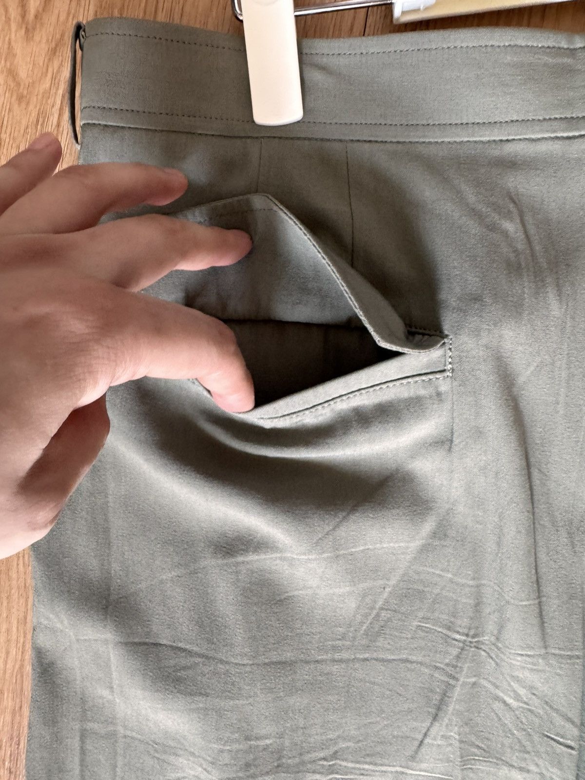 RECTO RECTO RM 25S Wrinkle Detail Belted Shorts in Dark Khaki Size US 32 / EU 48 - 13 Thumbnail