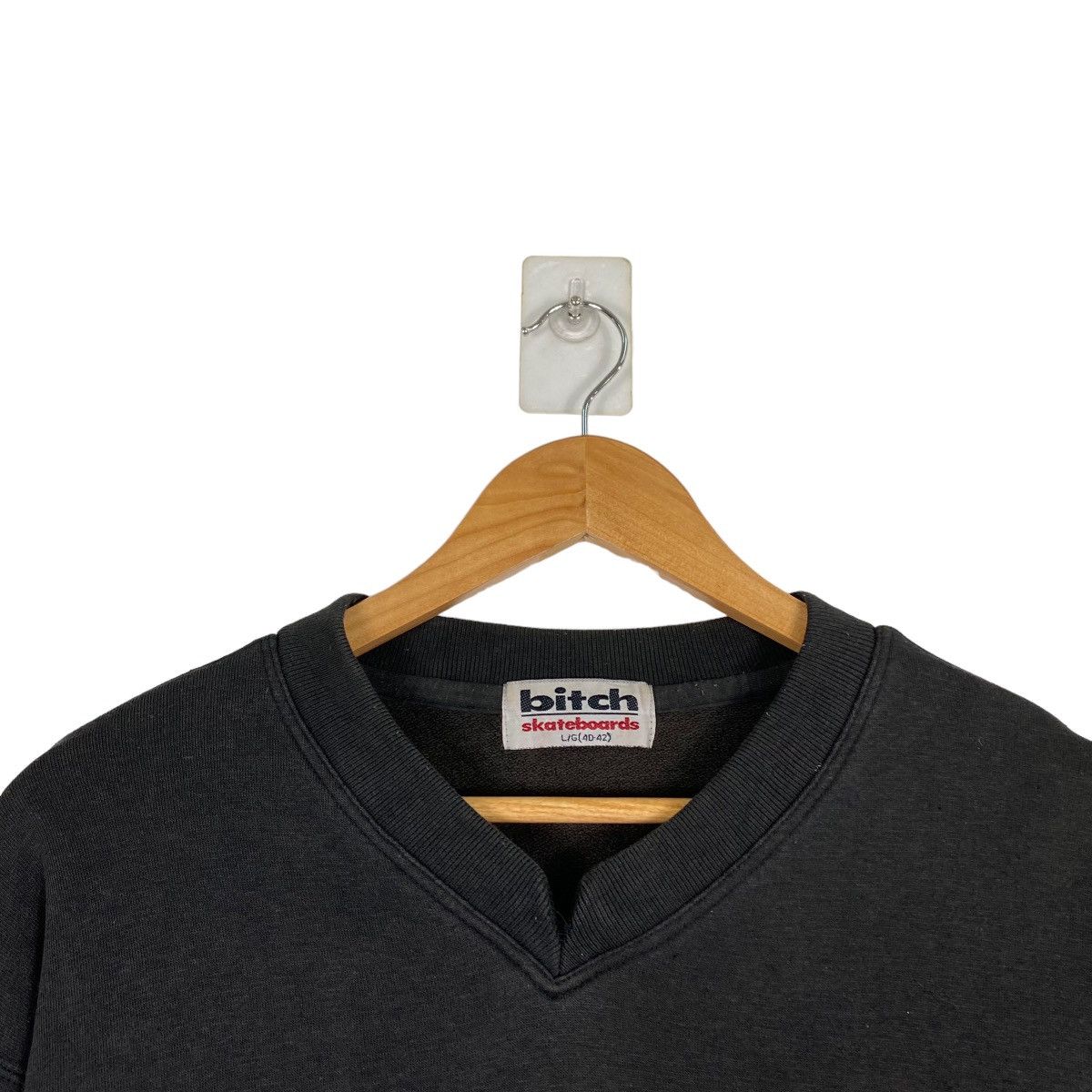 Japanese Brand × Welcome Skateboards Vtg 90s Bitch Skaterboards Small Logo Crewneck Sweatshirt Size US M / EU 48-50 / 2 - 4 Thumbnail