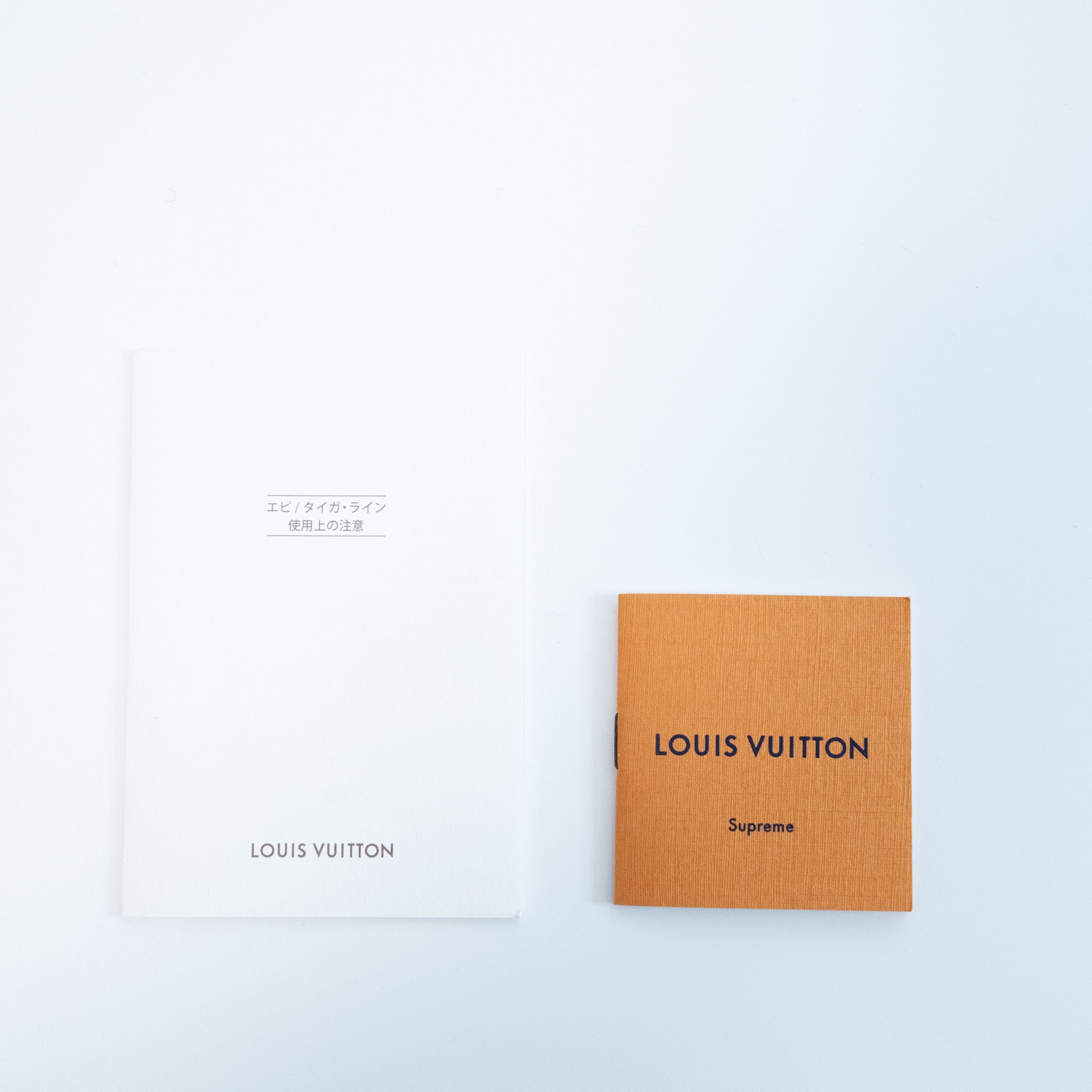Louis Vuitton × Supreme Louis Vuitton Supreme Card Holder Size ONE SIZE - 12 Thumbnail