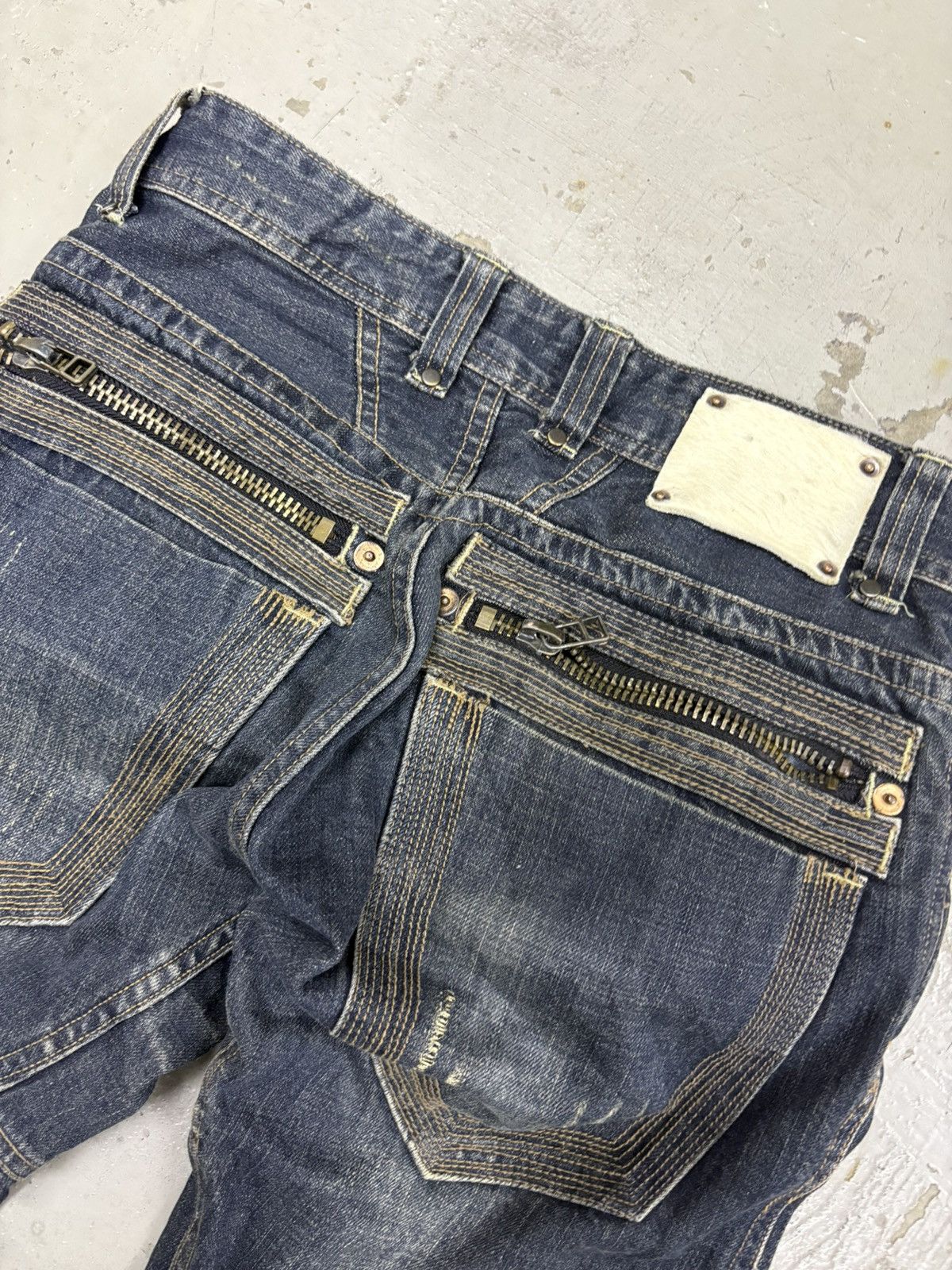 Engineered Garments PAINTED DISTRESSED DENIM BY URBAN CRAFT Size US 31 - 19 Thumbnail