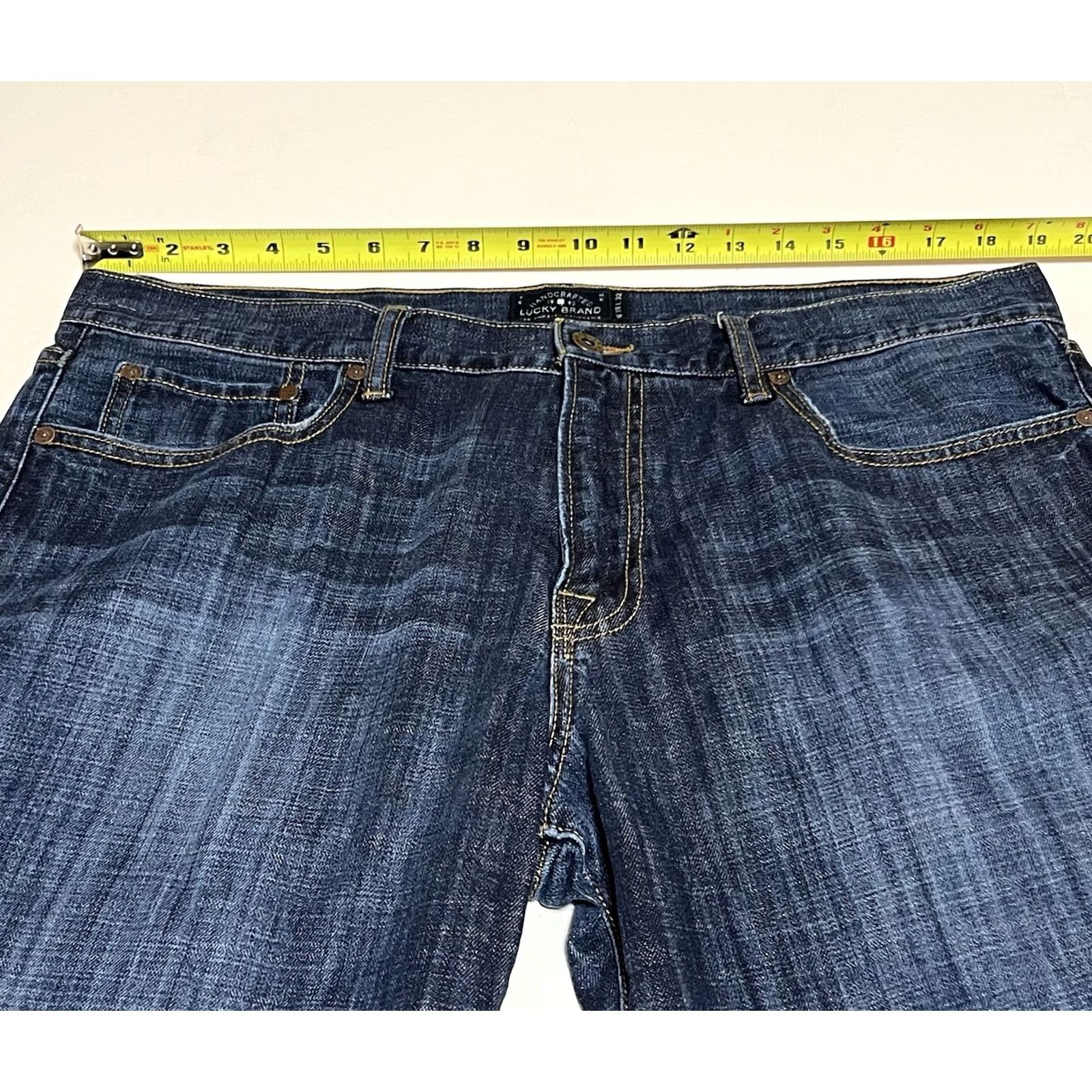 Lucky Brand Lucky Brand 221 Original Boot Jeans Mens 38 x 32 38x31 Blue Whiskered Cowboy Denim Regular 5-Pocket Zipper Button Logo Vintage? No Size US 38 / EU 54 - 3 Thumbnail