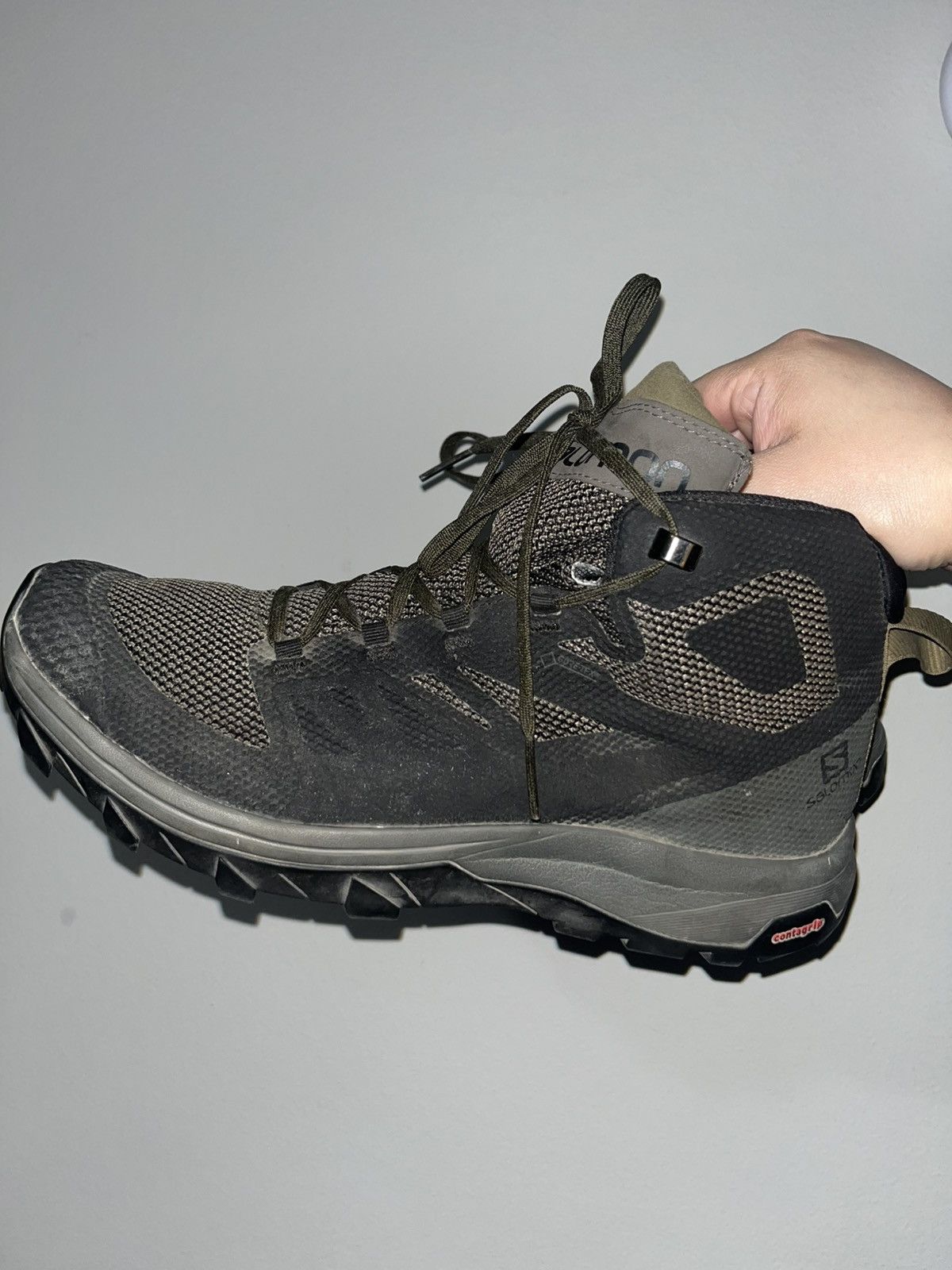 Salomon Salomon Outline GTX hiking boots Size US 10 / EU 43 - 1 Thumbnail