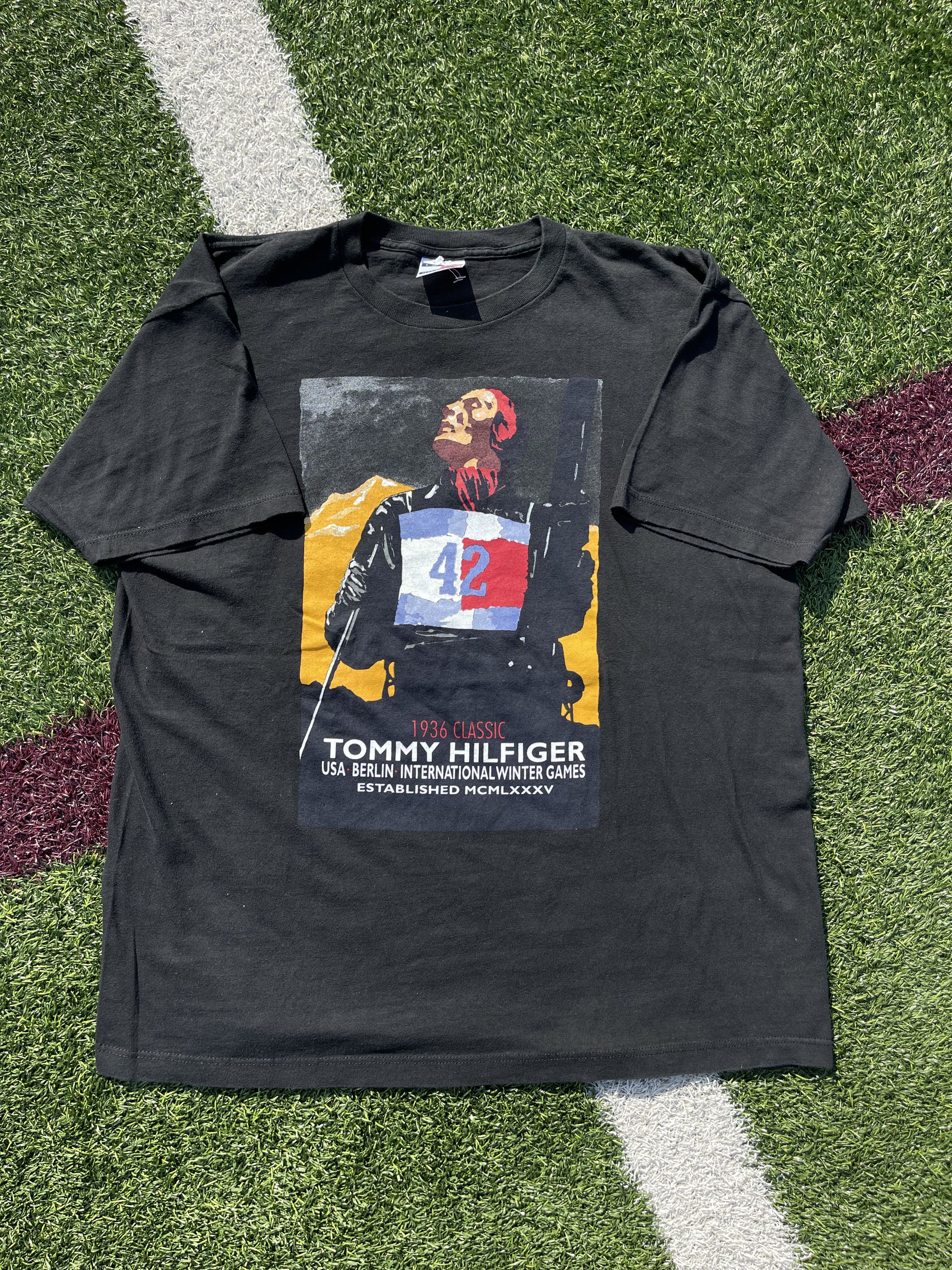 Tommy Hilfiger × Tommy Jeans × Vintage Tommy Hilfiger Ski Club 90's Vintage Winter Olympics T-Shirt Size US L / EU 52-54 / 3 - 3 Thumbnail