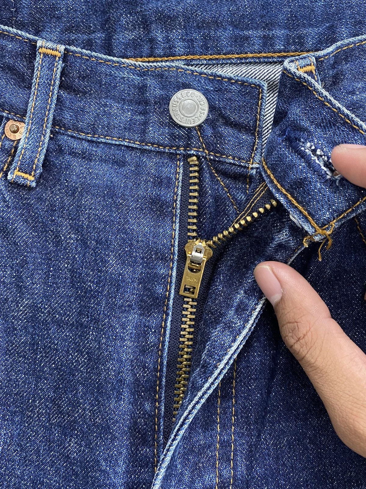 Levi's Vintage Levis 502XX 30x36 Selvedge Straight Fit Blue Jeans Size US 30 / EU 46 - 6 Thumbnail