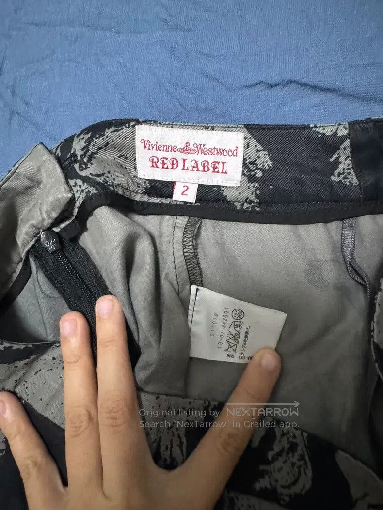 Vivienne Westwood Vivienne Westwood size 2 Black and White Oil Painting Skirt Size 26" / US 2 / IT 38 - 3 Thumbnail