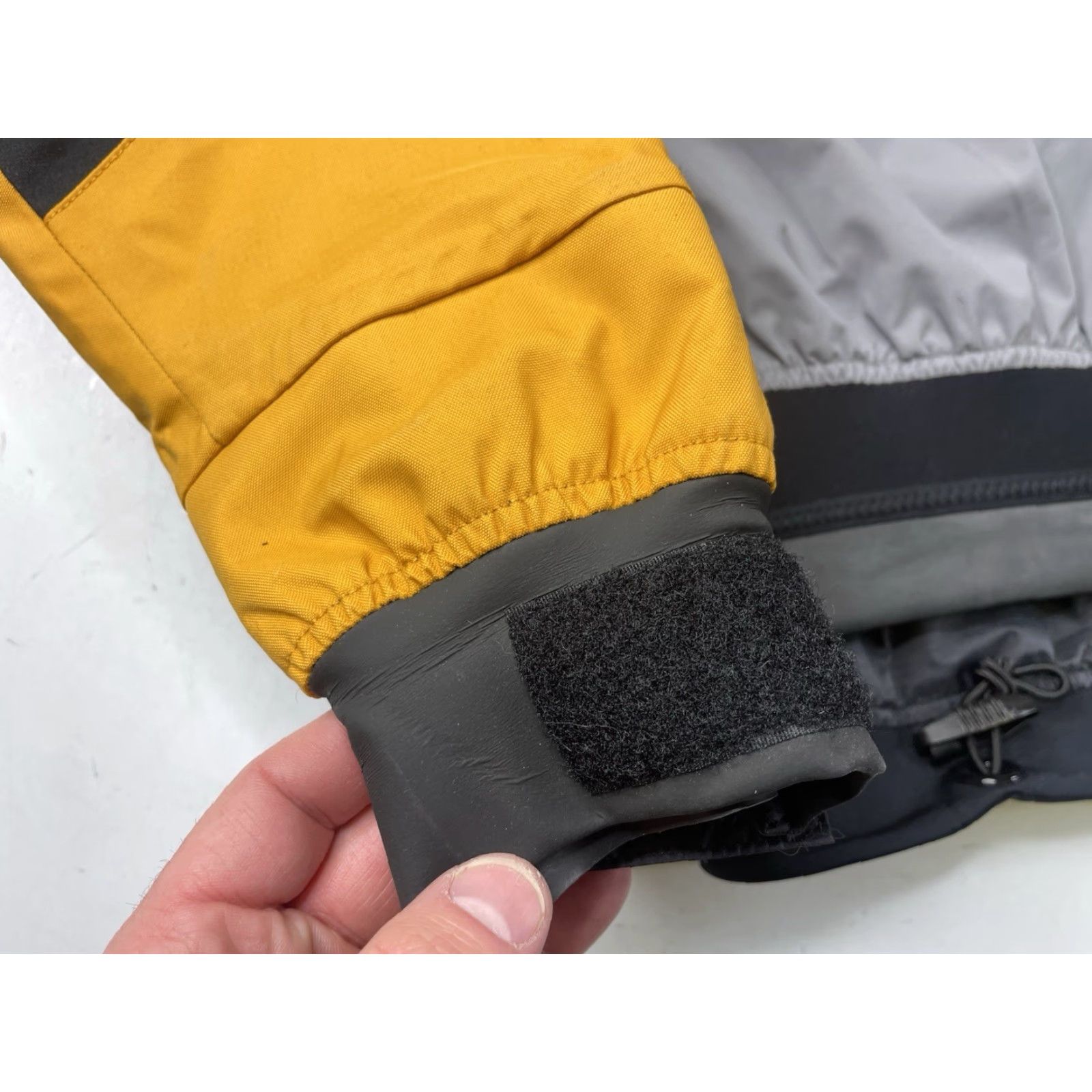 Patagonia VINTAGE Patagonia Lotus Design Kayak Waterproof Jacket S Mens Yellow Black Waterproof Design Kayak 90s Size US S / EU 44-46 / 1 - 5 Thumbnail
