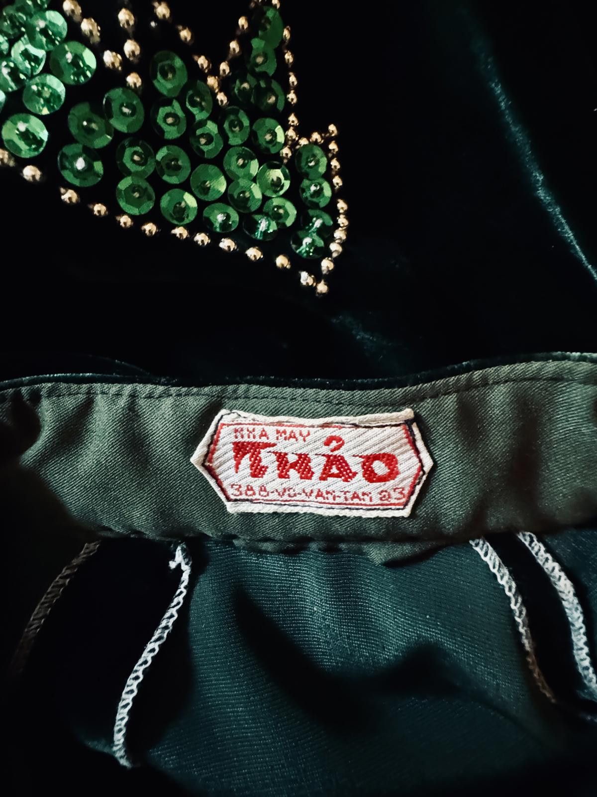 Thom Browne Vintage Cheongsam Green Velvet Dress with Sequin Leaf Detail Size S / US 4 / IT 40 - 5 Thumbnail
