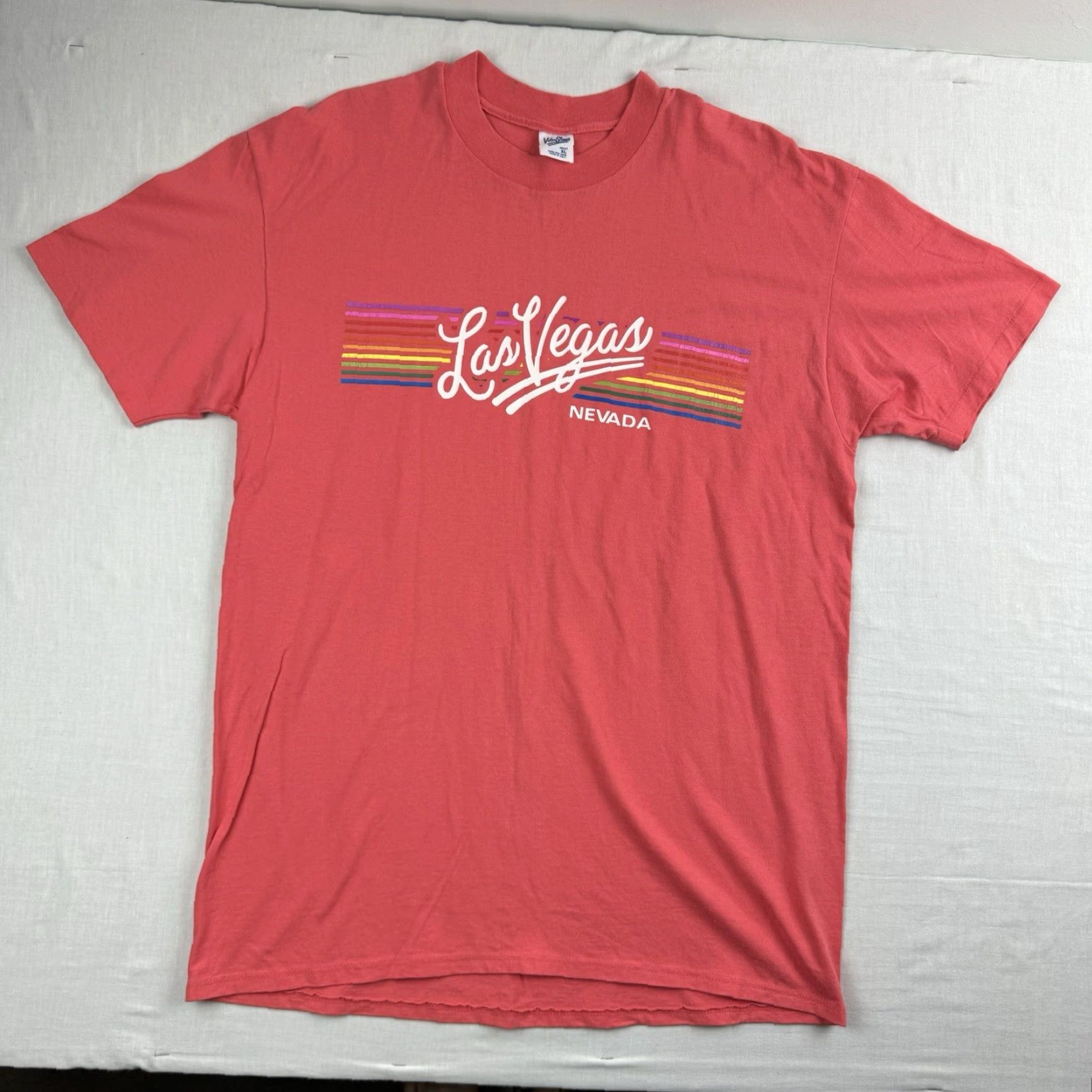 Velva Sheen VINTAGE Velva Sheen T-Shirt Adult XL Pink Rainbow 80s Nevada Las Vegas Crew Neck Mens Clothing Size US XL / EU 56 / 4 - 2 Thumbnail